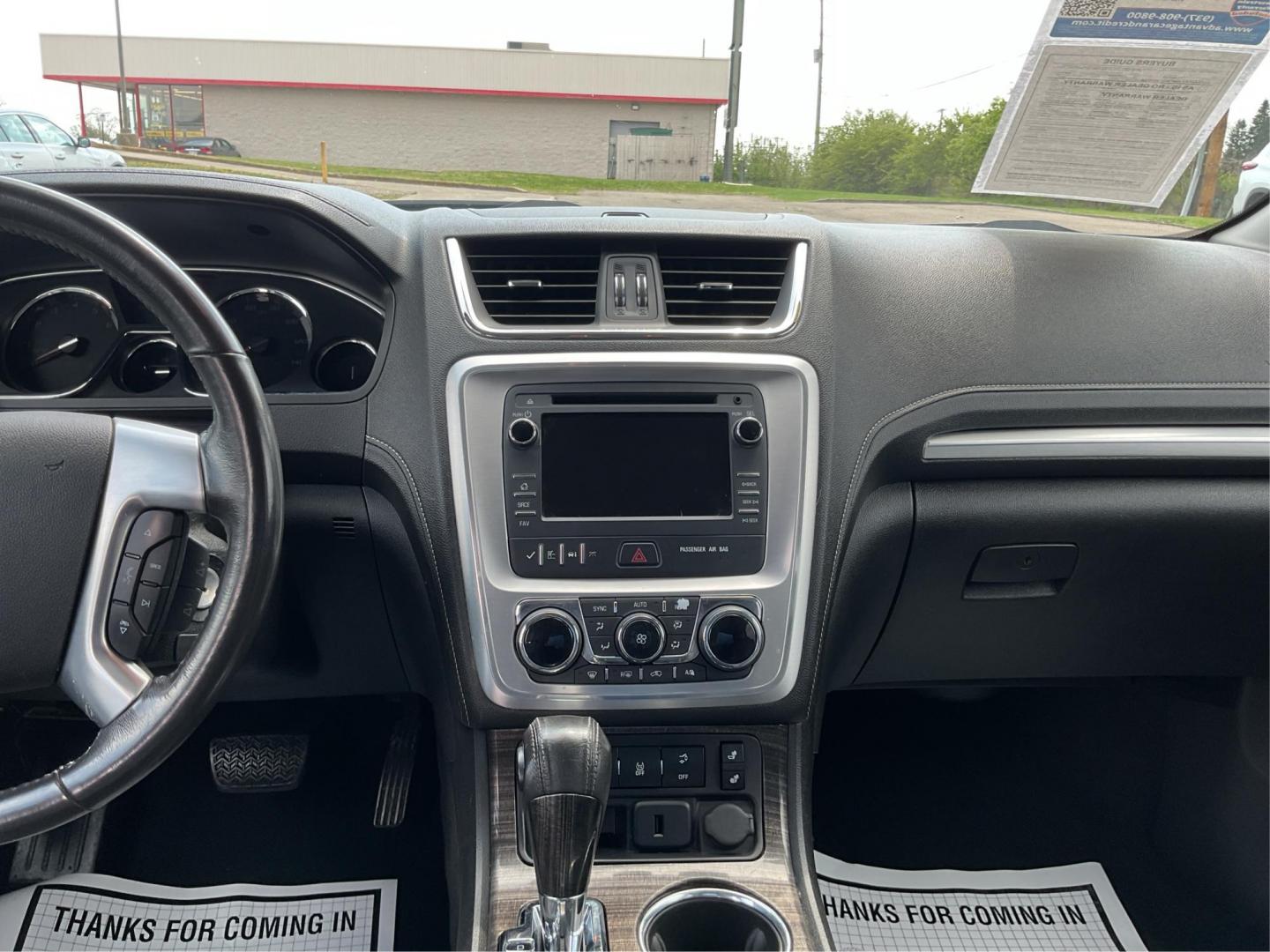 2015 GMC Acadia SLT-1 (1GKKVRKD8FJ) with an 3.6L V-6 gasoline direct injection engine, located at 8750 N County Rd 25A, Piqua, OH, 45356, (937) 908-9800, 40.164391, -84.232513 - Photo#12