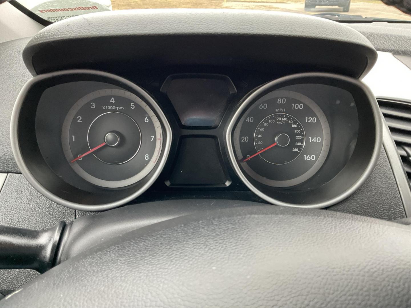 2015 Hyundai Elantra SE 6AT (KMHDH4AE0FU) with an 1.8L L4 DOHC 16V engine, 6-Speed Automatic transmission, located at 880 E. National Road, Vandalia, OH, 45377, (937) 908-9800, 39.891918, -84.183594 - Photo#14