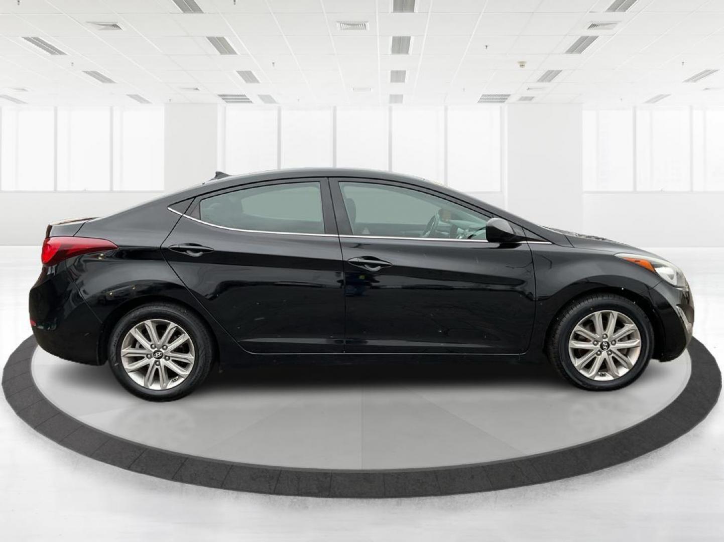 2015 Hyundai Elantra SE 6AT (KMHDH4AE0FU) with an 1.8L L4 DOHC 16V engine, 6-Speed Automatic transmission, located at 880 E. National Road, Vandalia, OH, 45377, (937) 908-9800, 39.891918, -84.183594 - Photo#1