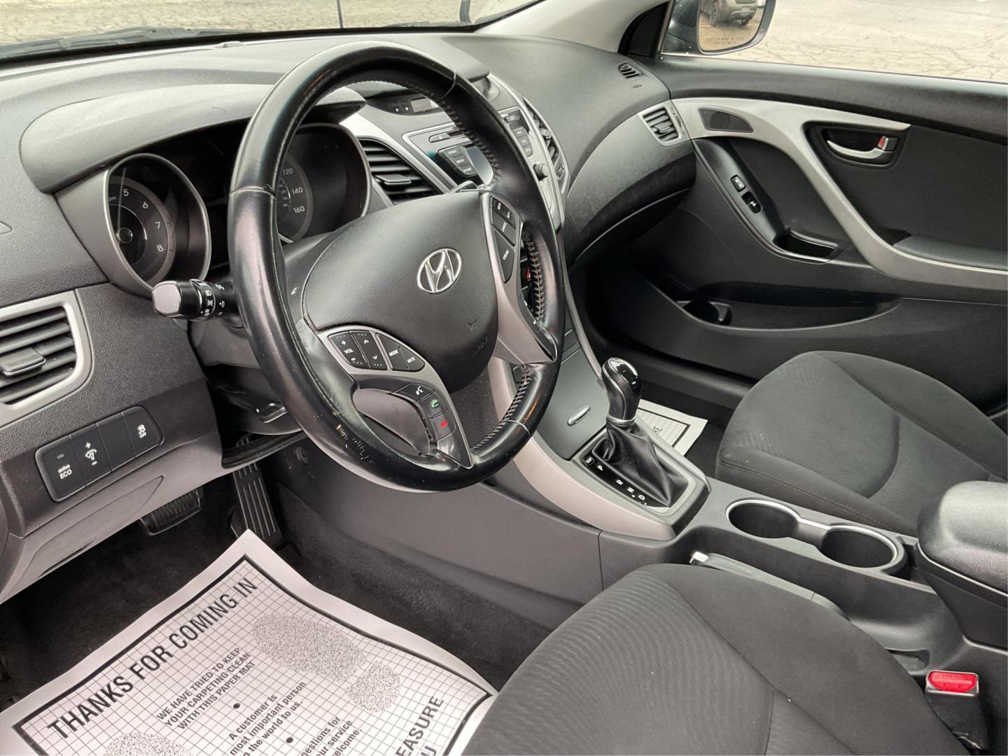 2015 Hyundai Elantra SE 6AT (KMHDH4AE0FU) with an 1.8L L4 DOHC 16V engine, 6-Speed Automatic transmission, located at 880 E. National Road, Vandalia, OH, 45377, (937) 908-9800, 39.891918, -84.183594 - Photo#8