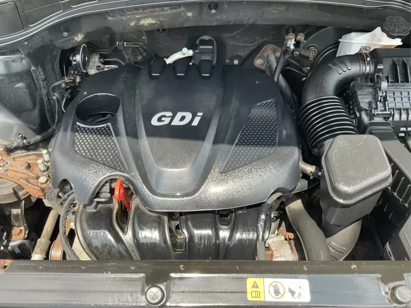 2015 Hyundai Santa Fe Sport 2.4L (5XYZUDLB2FG) with an Theta II 2.4L I-4 gasoline direct injection engine, located at 8750 N County Rd 25A, Piqua, OH, 45356, (937) 908-9800, 40.164391, -84.232513 - Photo#10