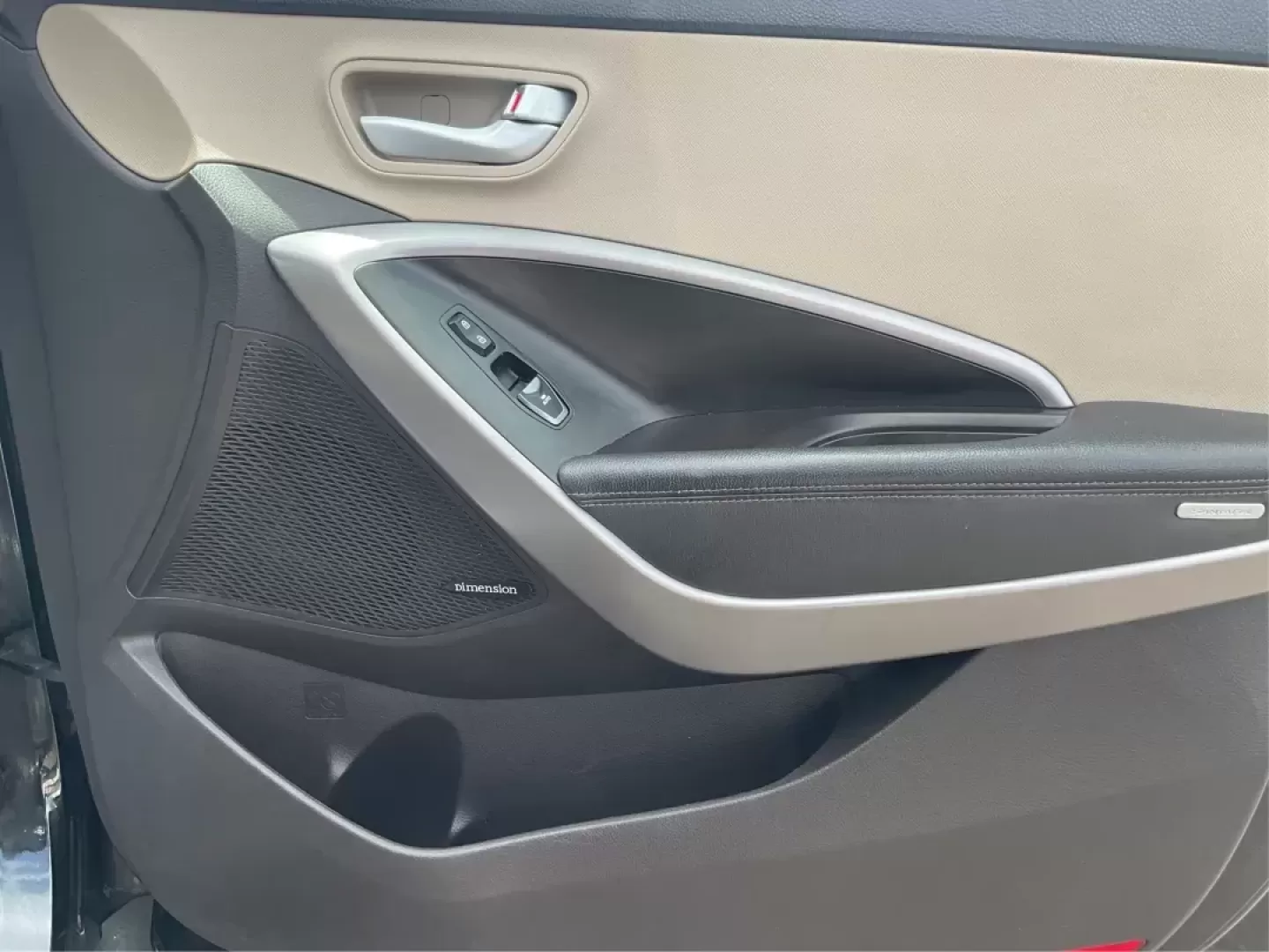 2015 Hyundai Santa Fe Sport 2.4L (5XYZUDLB2FG) with an Theta II 2.4L I-4 gasoline direct injection engine, located at 8750 N County Rd 25A, Piqua, OH, 45356, (937) 908-9800, 40.164391, -84.232513 - Photo#18