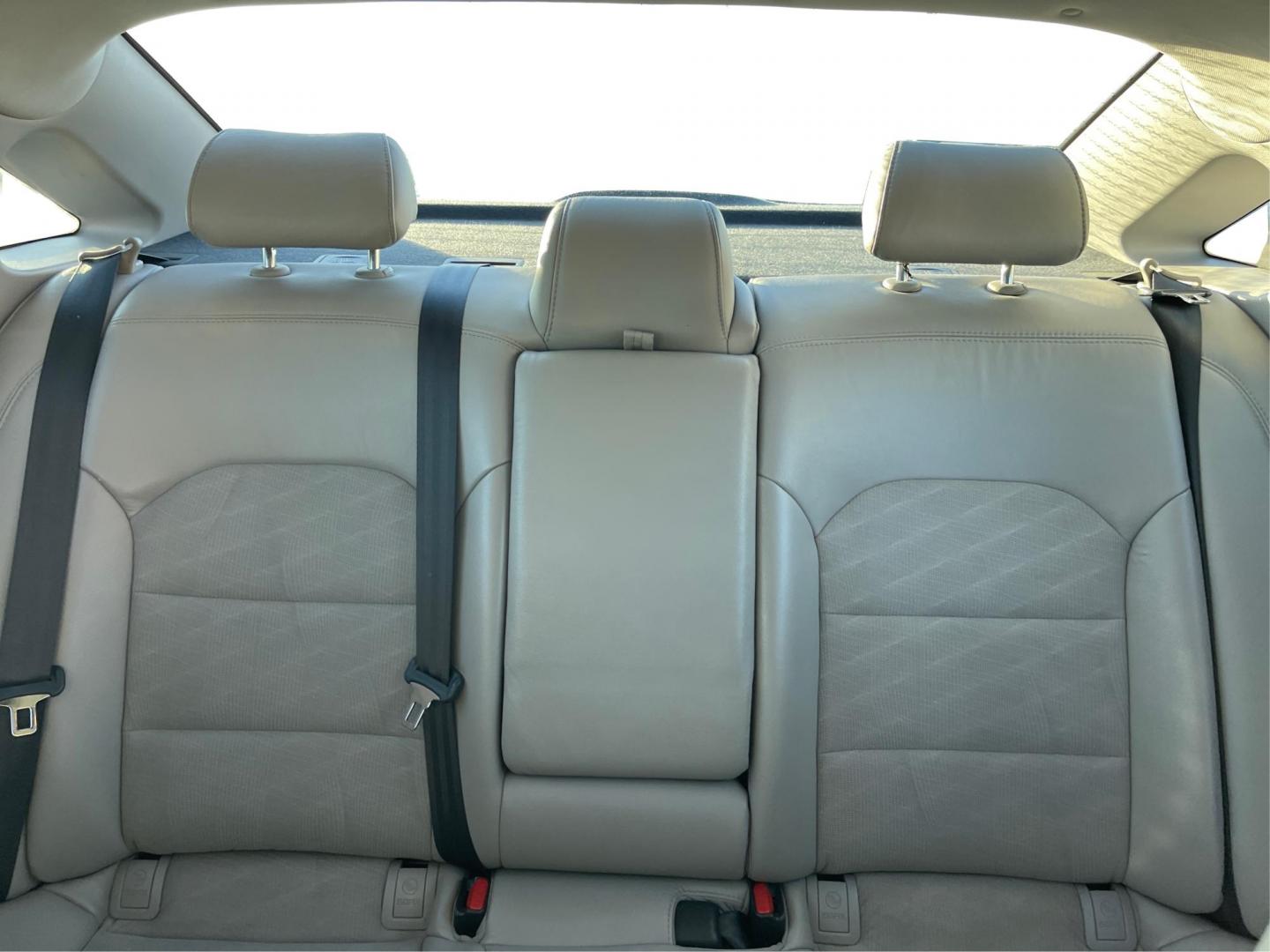 2015 Hyundai Sonata Sport (5NPE34AF6FH) with an 2.4L L4 DOHC 16V engine, 6-Speed Automatic transmission, located at 1951 S Dayton Lakeview Rd., New Carlisle, OH, 45344, (937) 908-9800, 39.890999, -84.050255 - Photo#12