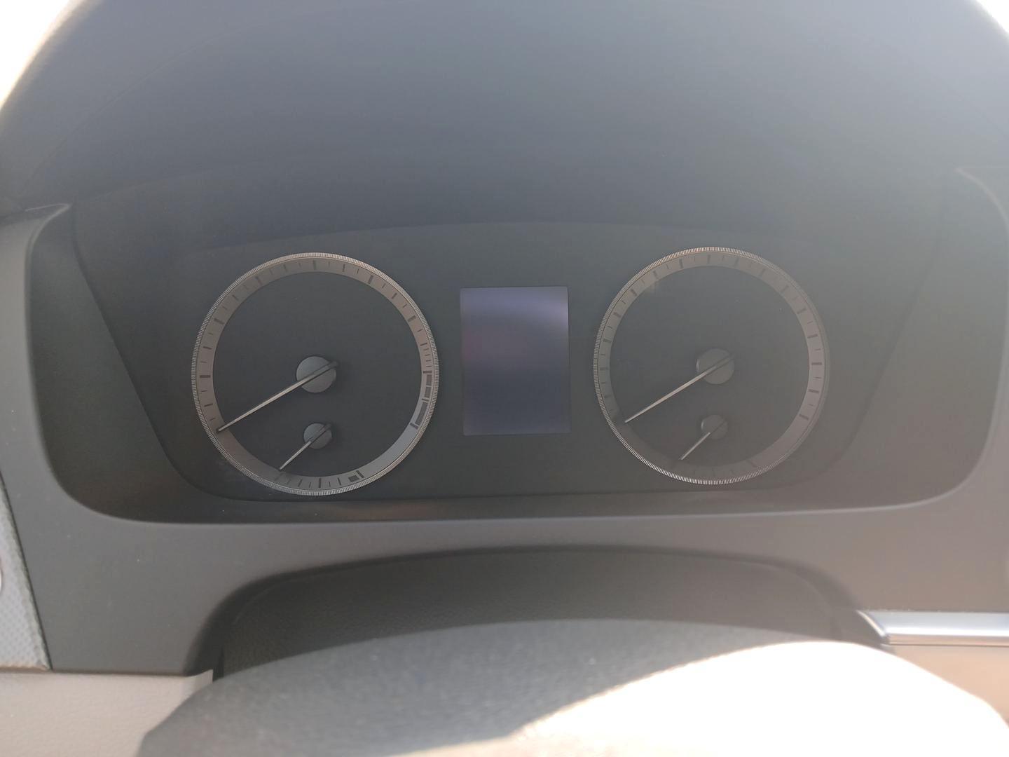 2015 Hyundai Sonata SE (5NPE24AF7FH) with an 2.4L L4 DOHC 16V engine, 7-Speed Automatic transmission, located at 880 E. National Road, Vandalia, OH, 45377, (937) 908-9800, 39.891918, -84.183594 - Photo#14