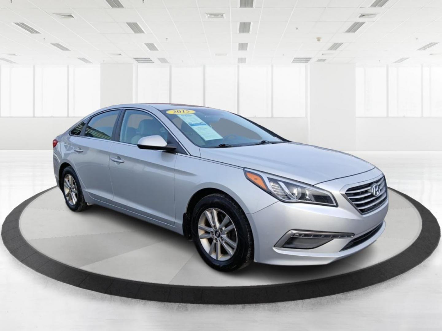 2015 Hyundai Sonata SE (5NPE24AF0FH) with an 2.4L L4 DOHC 16V engine, 7-Speed Automatic transmission, located at 401 Woodman Dr, Riverside, OH, 45431, (937) 908-9800, 39.760899, -84.123421 - Photo#0