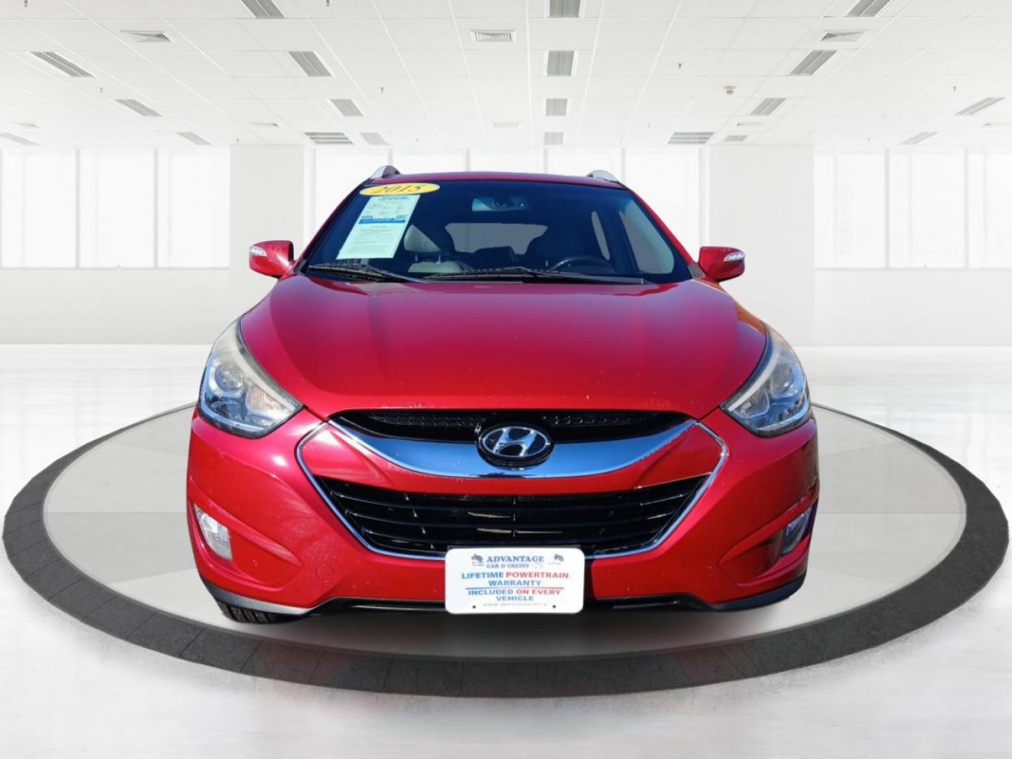 2015 Hyundai Tucson Limited AWD (KM8JUCAG4FU) with an 2.4L L4 DOHC 16V engine, 6-Speed Automatic transmission, located at 1230 East Main St, Xenia, OH, 45385, (937) 908-9800, 39.688026, -83.910172 - Photo#5