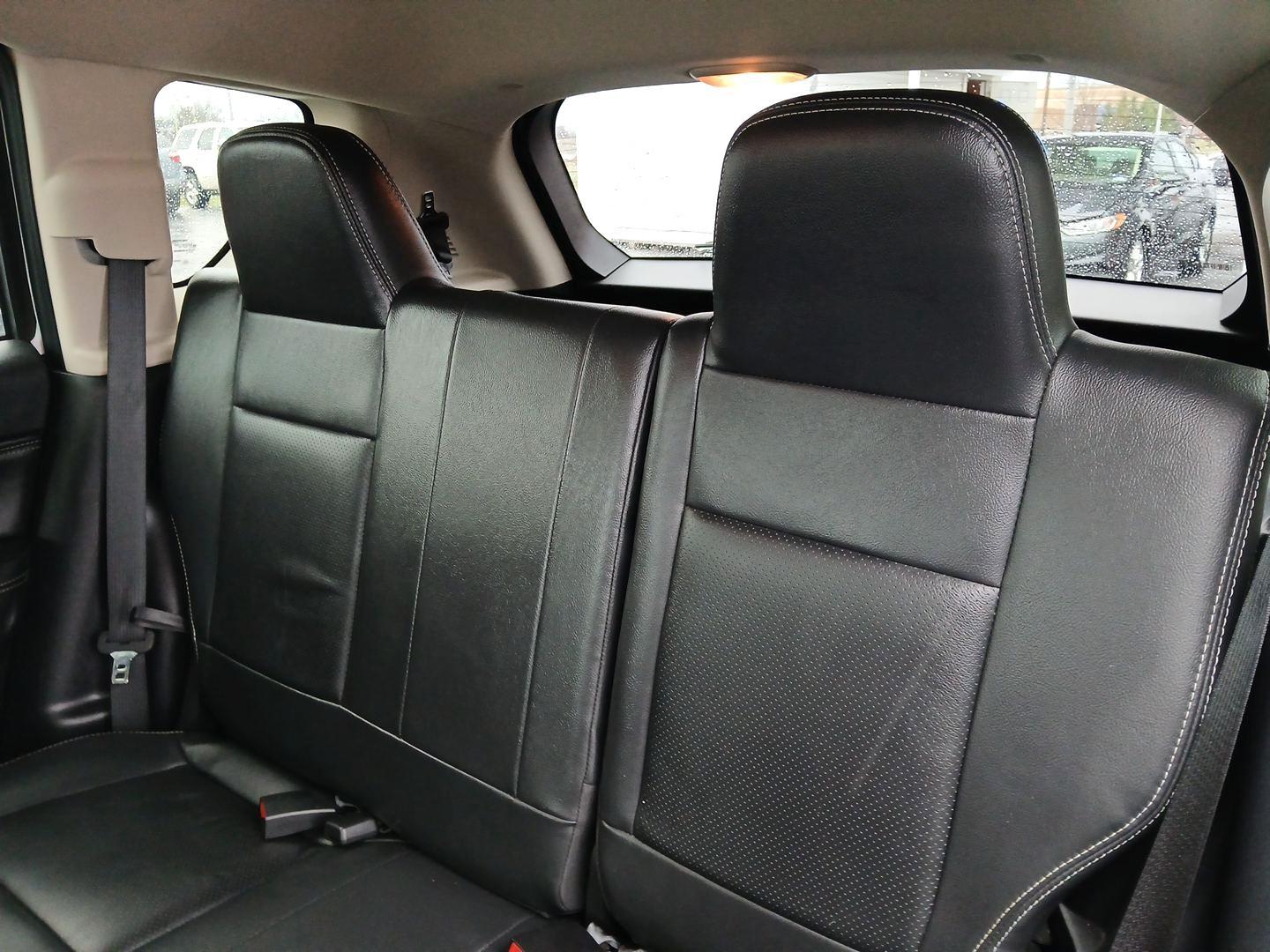 2015 Jeep Compass Latitude 4WD (1C4NJDEB2FD) with an 2.4L L4 DOHC 16V engine, 6-Speed Automatic transmission, located at 4508 South Dixie Dr, Moraine, OH, 45439, (937) 908-9800, 39.689976, -84.218452 - Photo#9