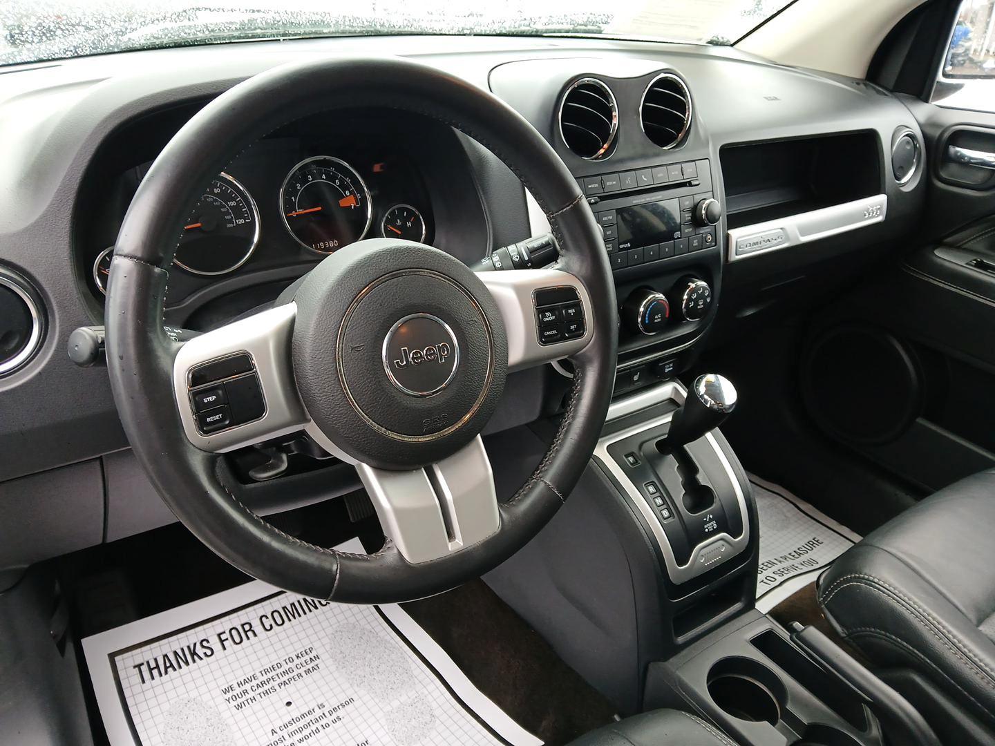 2015 Jeep Compass Latitude 4WD (1C4NJDEB2FD) with an 2.4L L4 DOHC 16V engine, 6-Speed Automatic transmission, located at 4508 South Dixie Dr, Moraine, OH, 45439, (937) 908-9800, 39.689976, -84.218452 - Photo#8