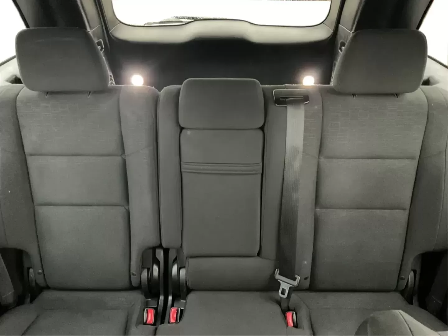 2015 Jeep Grand Cherokee Laredo (1C4RJFAG7FC) with an 3.6L V-6 DOHC engine, located at 8750 N County Rd 25A, Piqua, OH, 45356, (937) 908-9800, 40.164391, -84.232513 - Photo#13