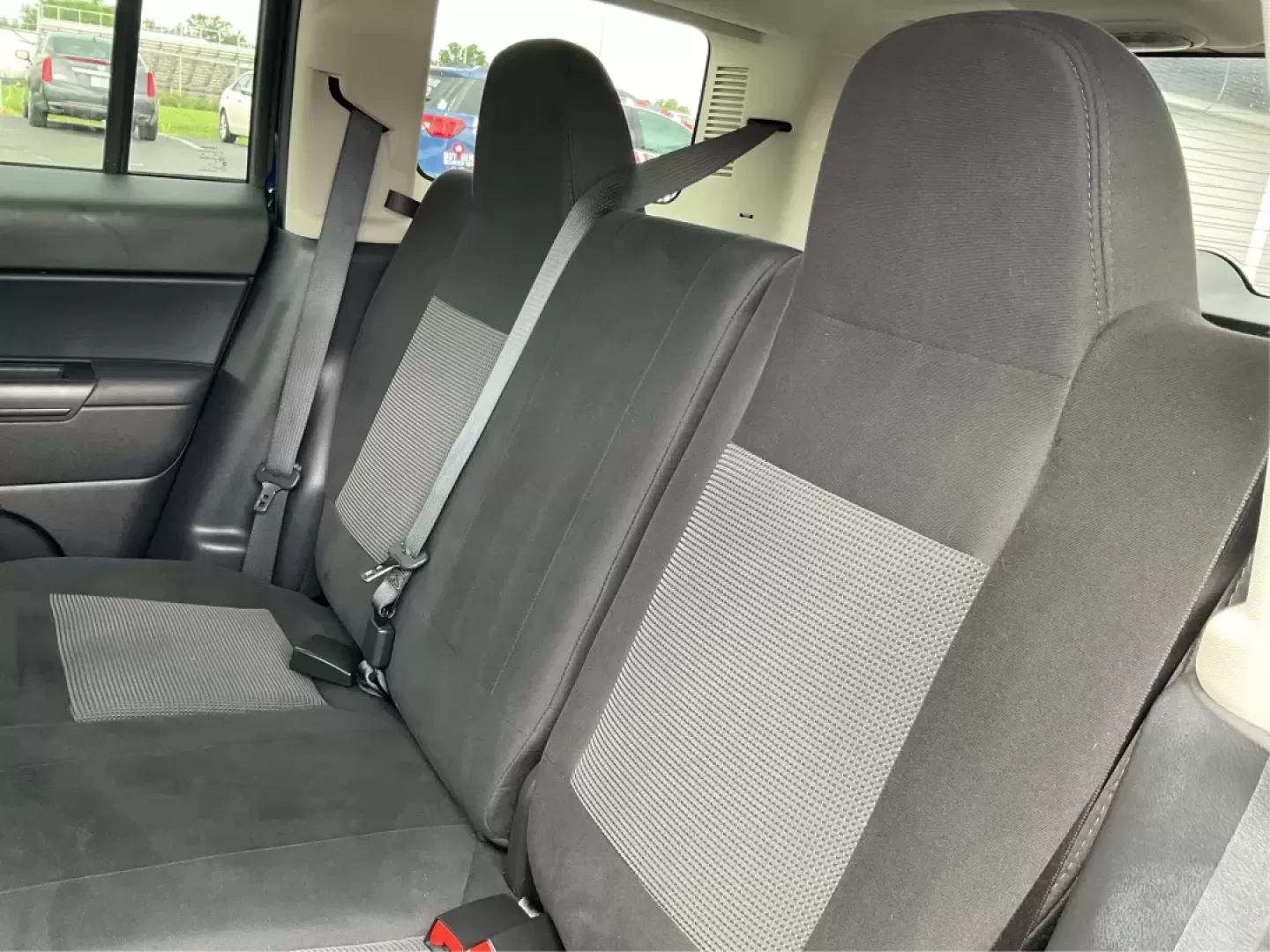 2015 Jeep Patriot Sport 2WD (1C4NJPBAXFD) with an 2.0L L4 DOHC 16V engine, located at 8750 N County Rd 25A, Piqua, OH, 45356, (937) 908-9800, 40.164391, -84.232513 - Photo#10