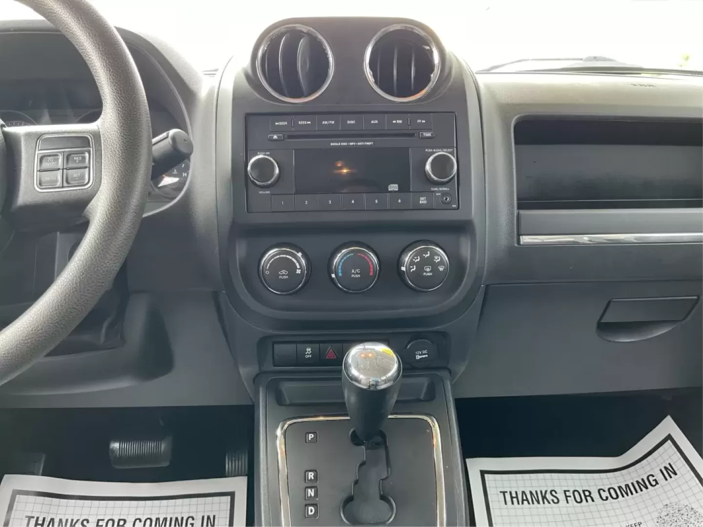 2015 Jeep Patriot Sport 2WD (1C4NJPBAXFD) with an 2.0L L4 DOHC 16V engine, located at 8750 N County Rd 25A, Piqua, OH, 45356, (937) 908-9800, 40.164391, -84.232513 - Photo#13