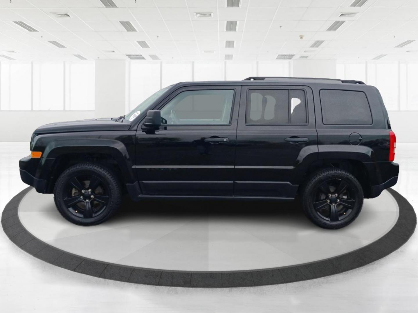 2015 Black Clearcoat Jeep Patriot Sport 2WD (1C4NJPBA6FD) with an 2.0L L4 DOHC 16V engine, located at 1951 S Dayton Lakeview Rd., New Carlisle, OH, 45344, (937) 908-9800, 39.890999, -84.050255 - Photo#5
