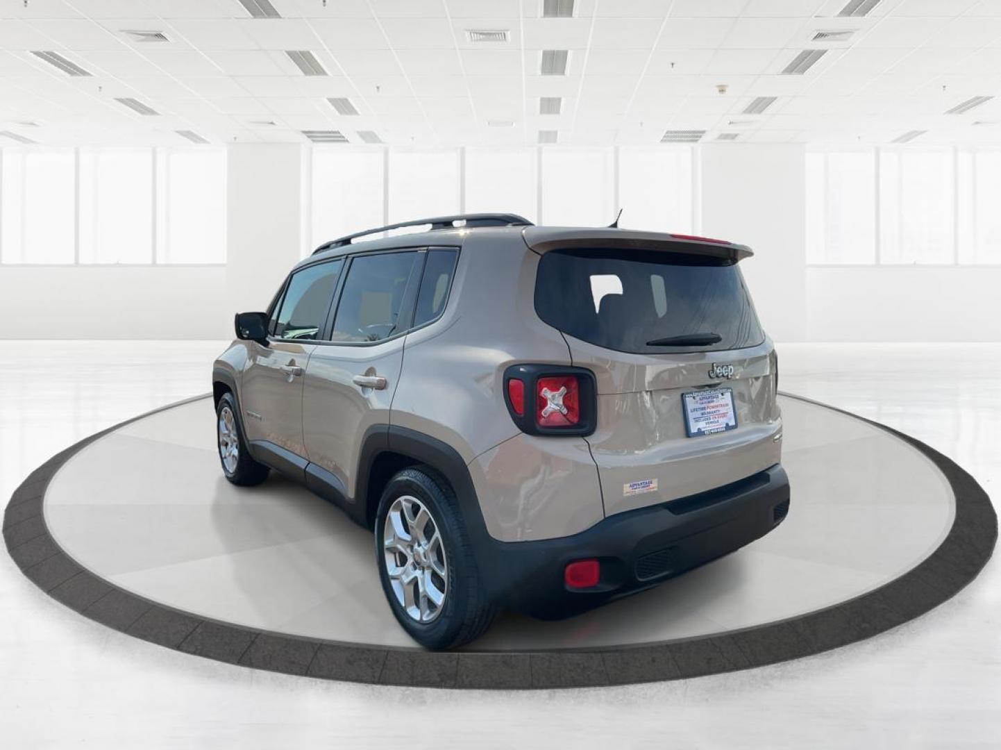 2015 Jeep Renegade Latitude (ZACCJABT0FP) with an Other engine, located at 880 E. National Road, Vandalia, OH, 45377, (937) 908-9800, 39.891918, -84.183594 - Photo#3