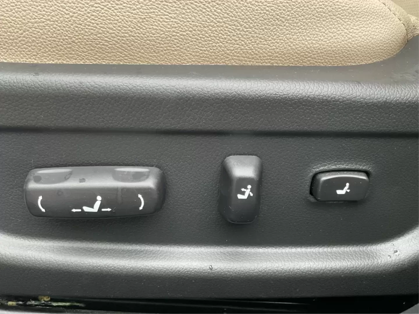 2015 Kia Optima EX (5XXGN4A76FG) with an Theta II 2.4L I-4 gasoline direct injection engine, located at 1099 N County Rd 25A , Troy, OH, 45373, (937) 908-9800, 40.057079, -84.212883 - Photo#15