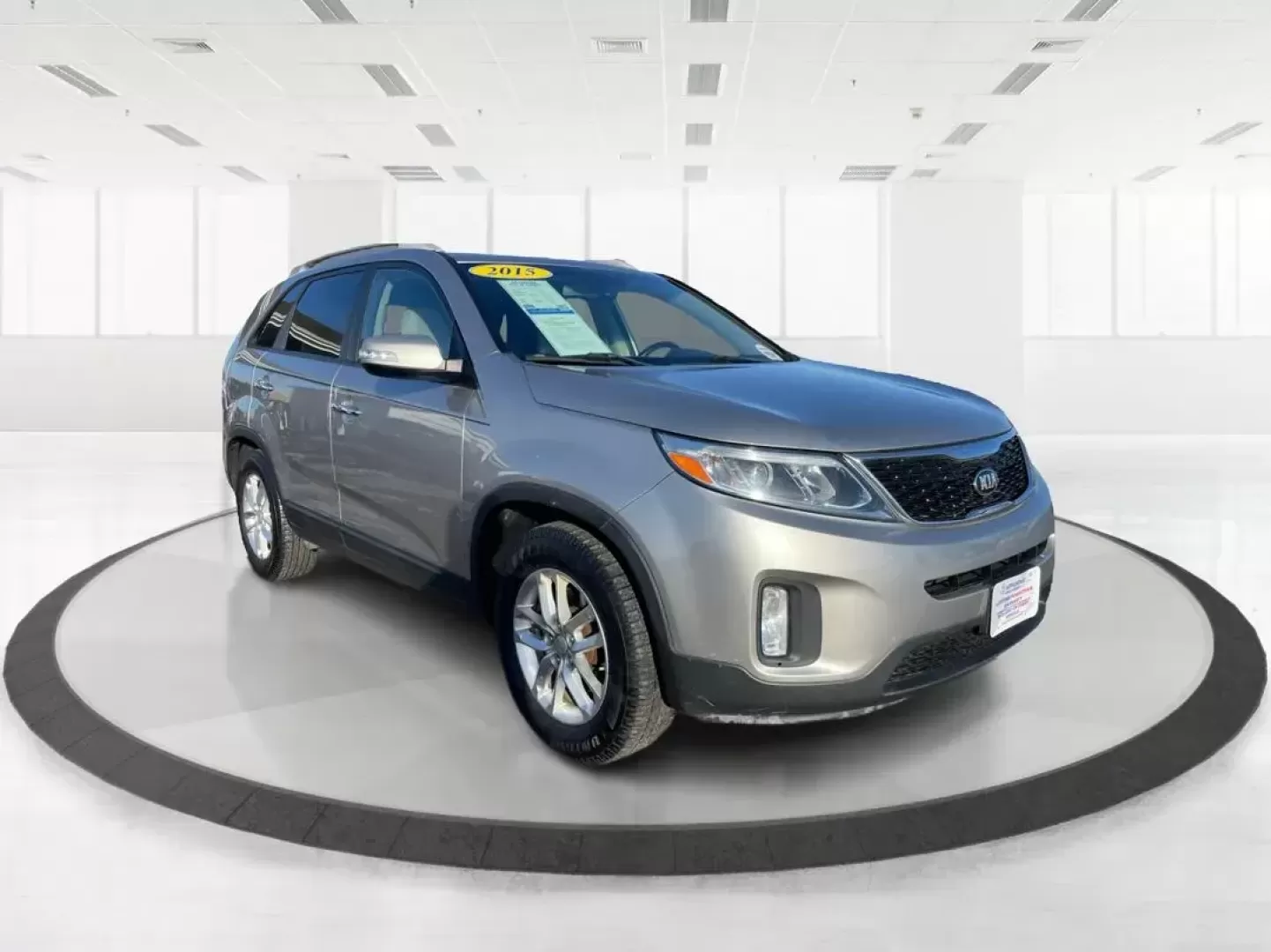 2015 Kia Sorento LX 2WD (5XYKT4A64FG) with an 2.4L L4 DOHC 16V engine, 6-Speed Automatic transmission, located at 1951 S Dayton Lakeview Rd., New Carlisle, OH, 45344, (937) 908-9800, 39.890999, -84.050255 - Photo#0