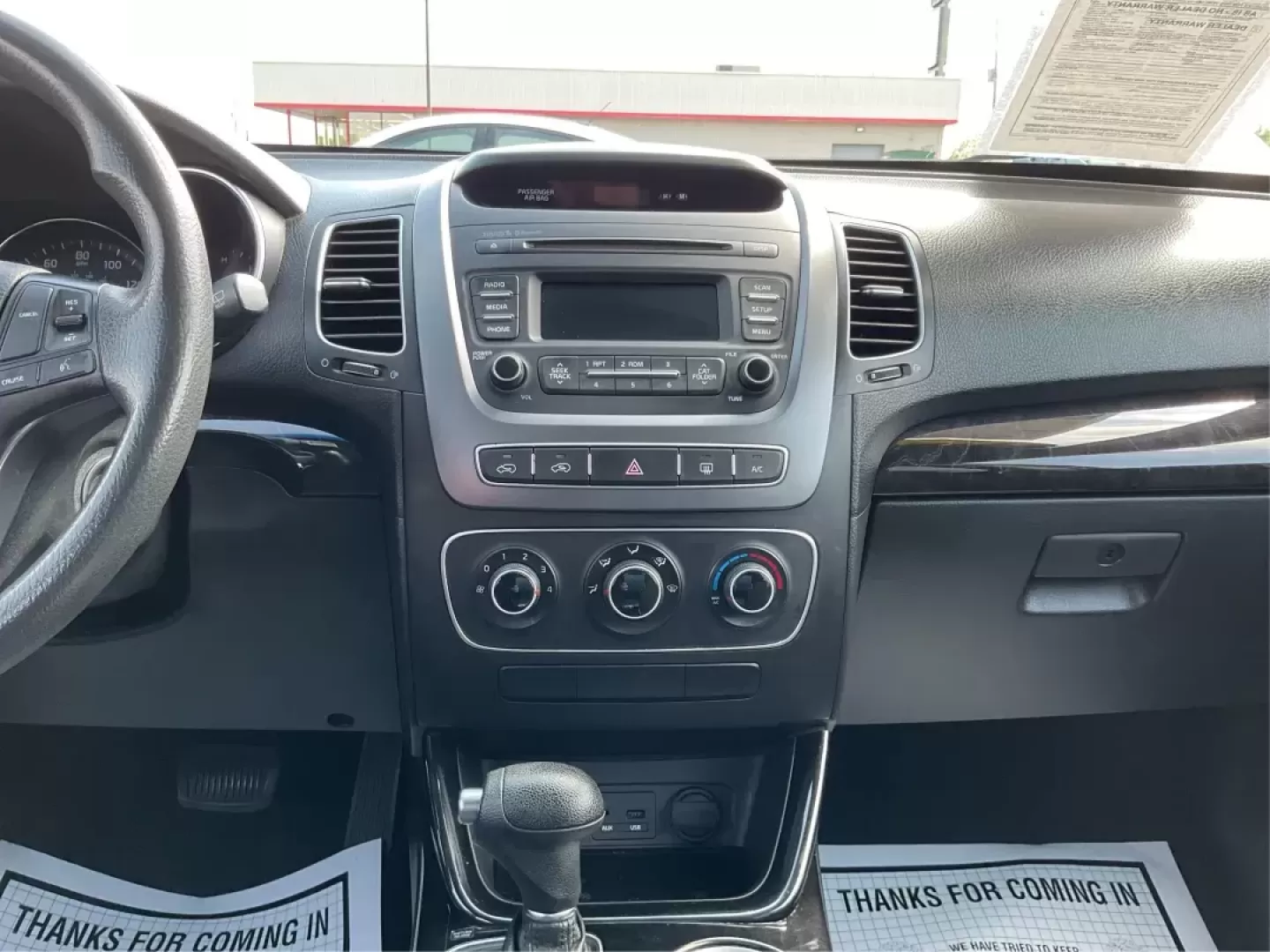2015 Kia Sorento LX (5XYKT3A69FG) with an 2.4L I-4 gasoline direct injection engine, located at 1230 East Main St, Xenia, OH, 45385, (937) 908-9800, 39.688026, -83.910172 - Photo#10