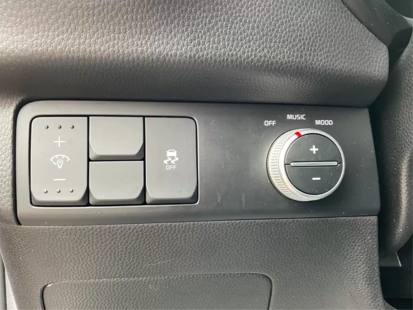 2015 Kia Soul ! (KNDJX3A56F7) with an Other engine, located at 8750 N County Rd 25A, Piqua, OH, 45356, (937) 908-9800, 40.164391, -84.232513 - Photo#17