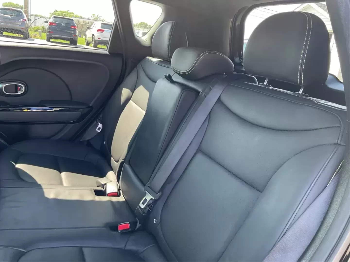 2015 Kia Soul + (KNDJP3A55F7) with an 2L I-4 gasoline direct injection engine, located at 1951 S Dayton Lakeview Rd., New Carlisle, OH, 45344, (937) 908-9800, 39.890999, -84.050255 - Photo#8