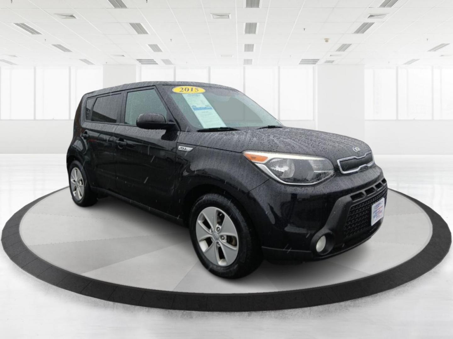 2015 Kia Soul Base (KNDJN2A26F7) with an 1.6L L4 DOHC 16V engine, located at 1184 Kauffman Ave, Fairborn, OH, 45324, (937) 908-9800, 39.807072, -84.030914 - Photo#0