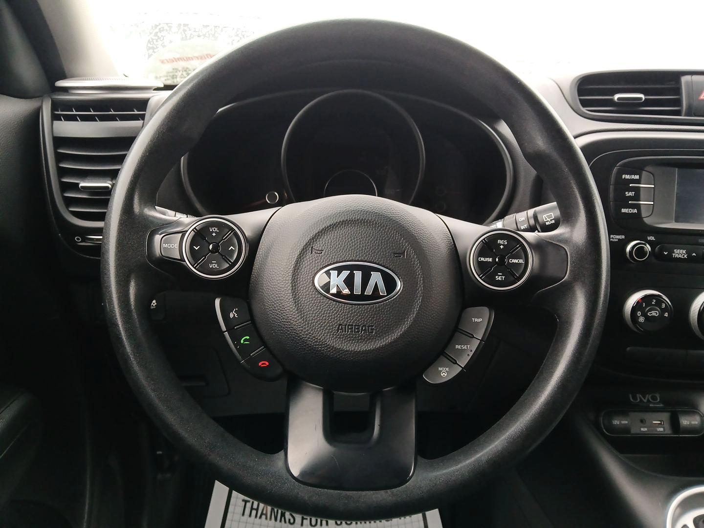 2015 Kia Soul Base (KNDJN2A26F7) with an 1.6L L4 DOHC 16V engine, located at 1184 Kauffman Ave, Fairborn, OH, 45324, (937) 908-9800, 39.807072, -84.030914 - Photo#15