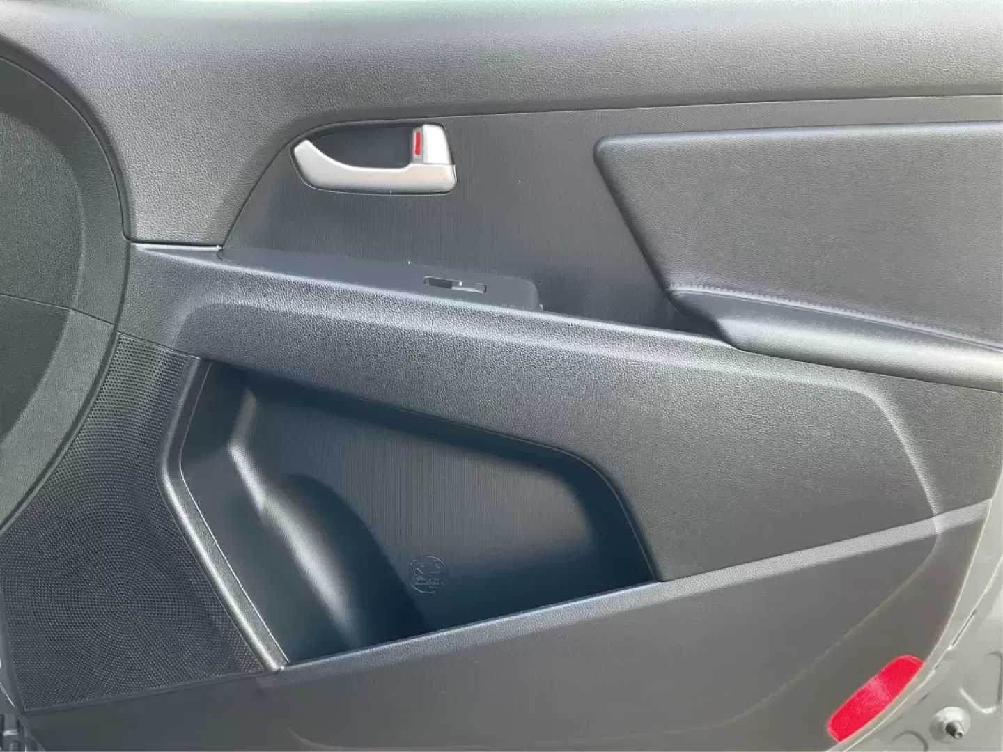 2015 Kia Sportage LX (KNDPB3AC8F7) with an Other engine, located at 8750 N County Rd 25A, Piqua, OH, 45356, (937) 908-9800, 40.164391, -84.232513 - Photo#10