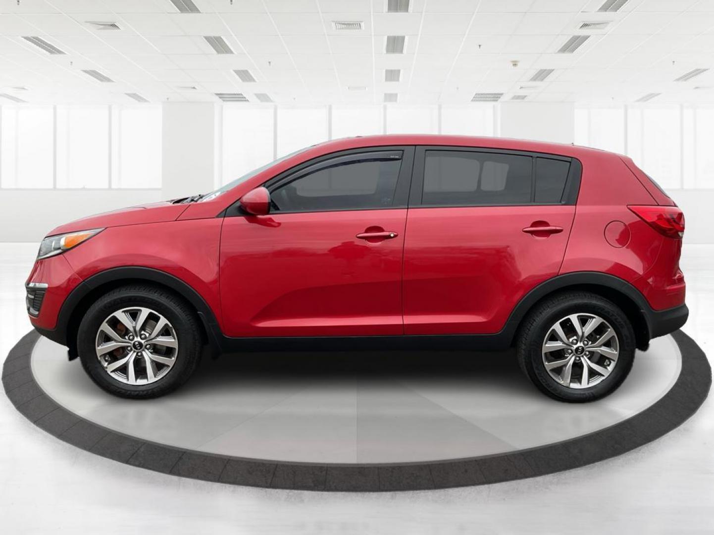 2015 Kia Sportage LX FWD (KNDPB3AC3F7) with an 2.4L V6 DOHC 24V engine, 6-Speed Automatic transmission, located at 1099 N County Rd 25A , Troy, OH, 45373, (937) 908-9800, 40.057079, -84.212883 - Photo#5