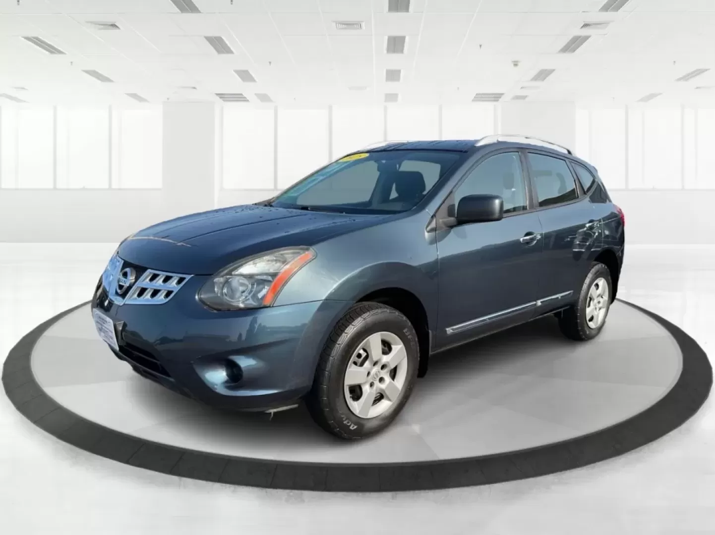 2015 Nissan Rogue S (JN8AS5MV3FW) with an 2.5L I-4 DOHC engine, located at 1099 N County Rd 25A , Troy, OH, 45373, (937) 908-9800, 40.057079, -84.212883 - Photo#8