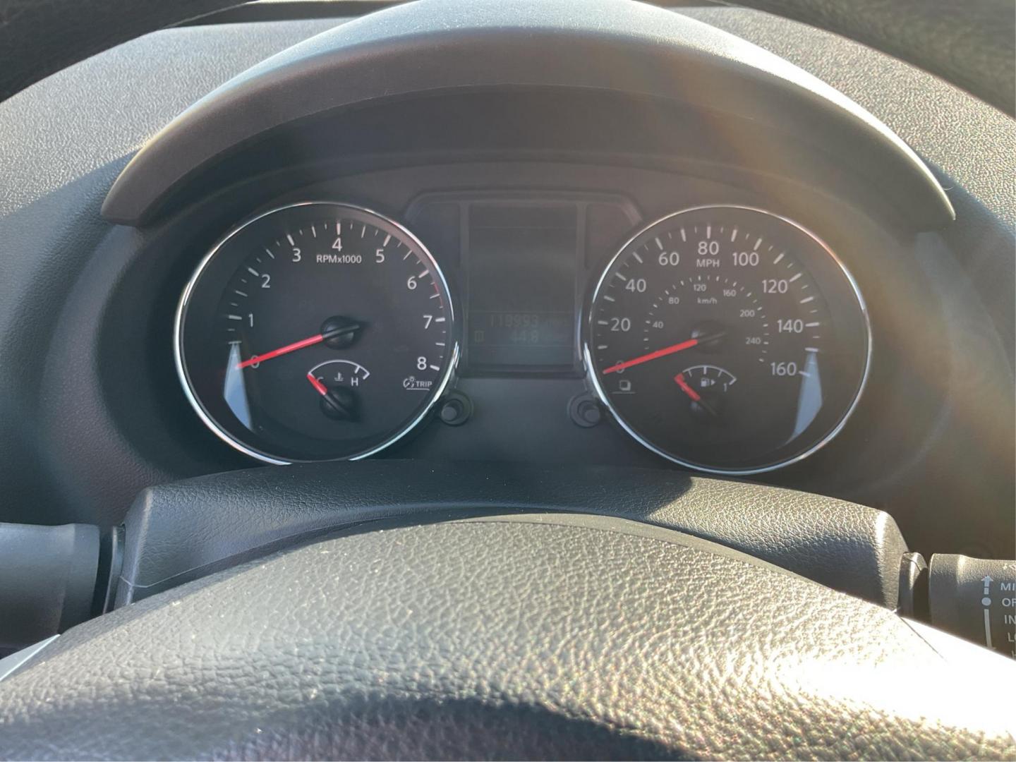 2015 Nissan Rogue Select S AWD (JN8AS5MV4FW) with an 2.5L L4 DOHC 16V engine, Continuously Variable Transmission transmission, located at 8750 N County Rd 25A, Piqua, OH, 45356, (937) 908-9800, 40.164391, -84.232513 - Photo#14
