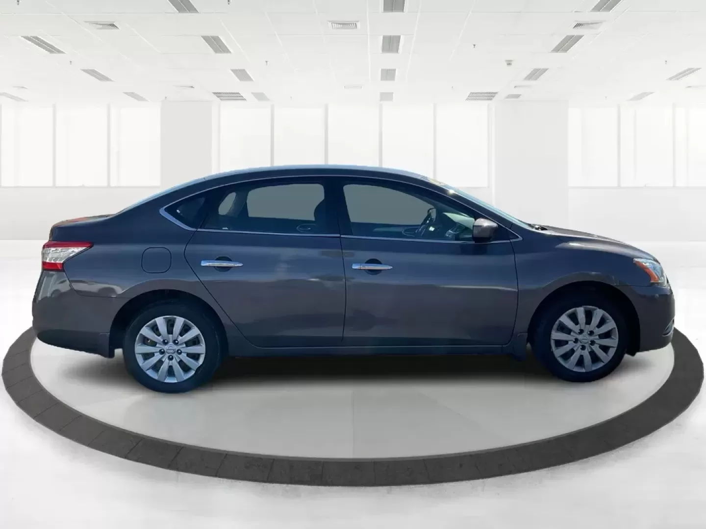 2015 Nissan Sentra SV (3N1AB7AP2FY) with an 1.8L I-4 DOHC engine, located at 880 E. National Road, Vandalia, OH, 45377, (937) 908-9800, 39.891918, -84.183594 - Photo#1
