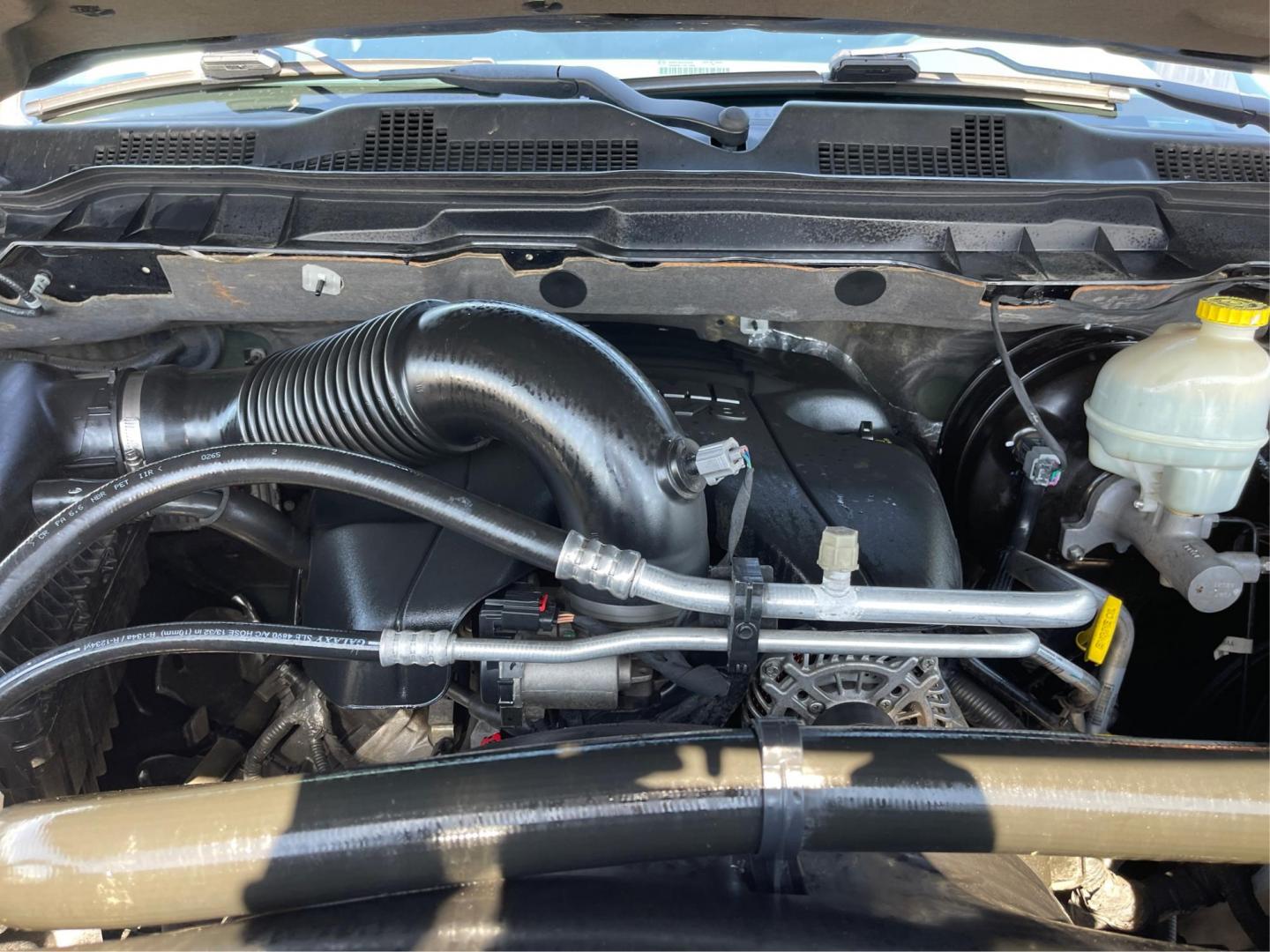 2015 Ram 1500 Big Horn (1C6RR7LT2FS) with an 3.6L V-6 DOHC engine, located at 1184 Kauffman Ave, Fairborn, OH, 45324, (937) 908-9800, 39.807072, -84.030914 - Photo#10