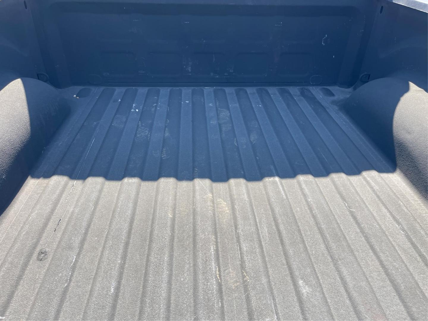 2015 Ram 1500 Big Horn (1C6RR7LT2FS) with an 3.6L V-6 DOHC engine, located at 1184 Kauffman Ave, Fairborn, OH, 45324, (937) 908-9800, 39.807072, -84.030914 - Photo#11