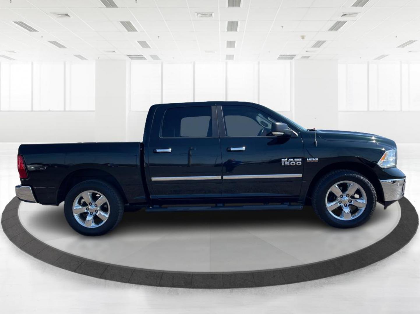 2015 Ram 1500 Big Horn (1C6RR7LT2FS) with an 3.6L V-6 DOHC engine, located at 1184 Kauffman Ave, Fairborn, OH, 45324, (937) 908-9800, 39.807072, -84.030914 - Photo#1