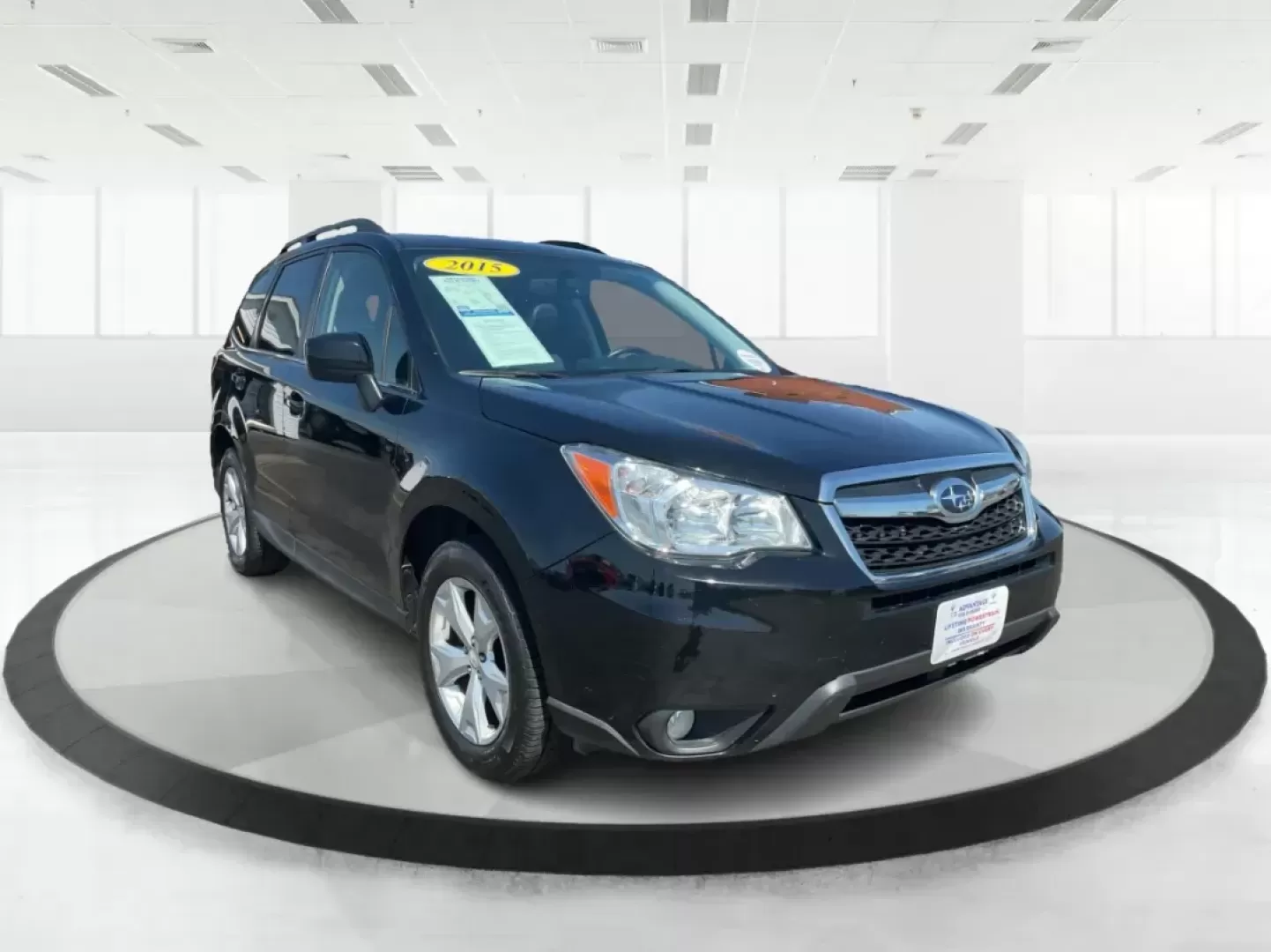 2015 Subaru Forester 2.5i Limited (JF2SJAHC5FH) with an 2.5L H-4 DOHC engine, located at 1184 Kauffman Ave, Fairborn, OH, 45324, (937) 908-9800, 39.807072, -84.030914 - Photo#0