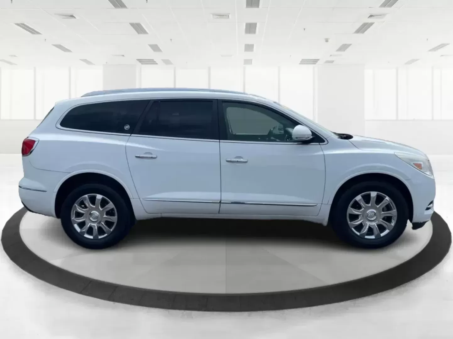 2016 Buick Enclave Leather (5GAKRBKD2GJ) with an 3.6L V-6 gasoline direct injection engine, located at 8750 N County Rd 25A, Piqua, OH, 45356, (937) 908-9800, 40.164391, -84.232513 - Photo#1