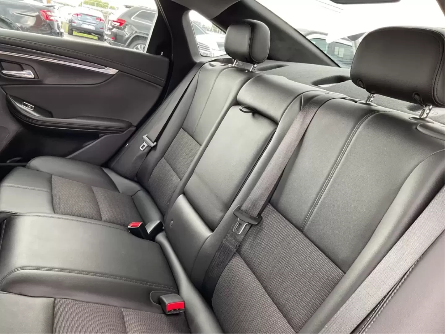 2016 Chevrolet Impala 1LT (2G1105SA4G9) with an Ecotec 2.5L I-4 gasoline direct injection engine, located at 4508 South Dixie Dr, Moraine, OH, 45439, (937) 908-9800, 39.689976, -84.218452 - Photo#10