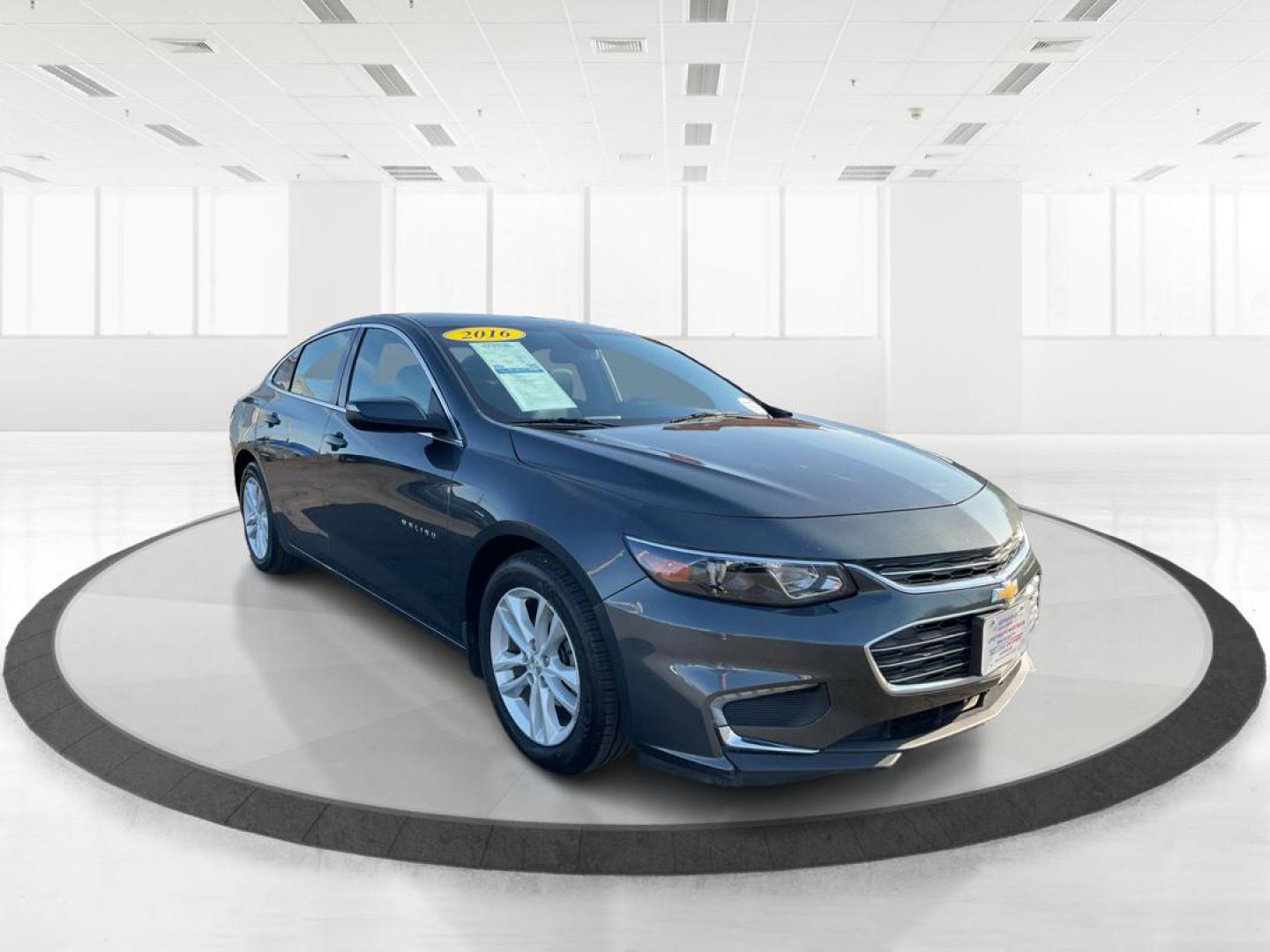2016 Chevrolet Malibu 1LT (1G1ZE5ST9GF) with an ECOTEC 1.5L I-4 gasoline direct injection engine, located at 401 Woodman Dr, Riverside, OH, 45431, (937) 908-9800, 39.760899, -84.123421 - Photo#0