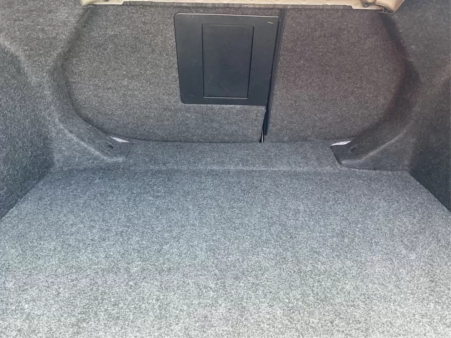2016 Chrysler 200 S (1C3CCCDG8GN) with an Pentastar 3.6L V-6 DOHC engine, located at 401 Woodman Dr, Riverside, OH, 45431, (937) 908-9800, 39.760899, -84.123421 - Photo#11