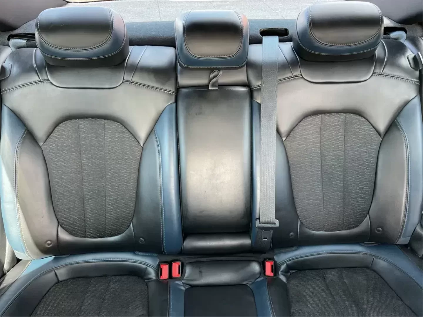 2016 Chrysler 200 S (1C3CCCDG8GN) with an Pentastar 3.6L V-6 DOHC engine, located at 401 Woodman Dr, Riverside, OH, 45431, (937) 908-9800, 39.760899, -84.123421 - Photo#13