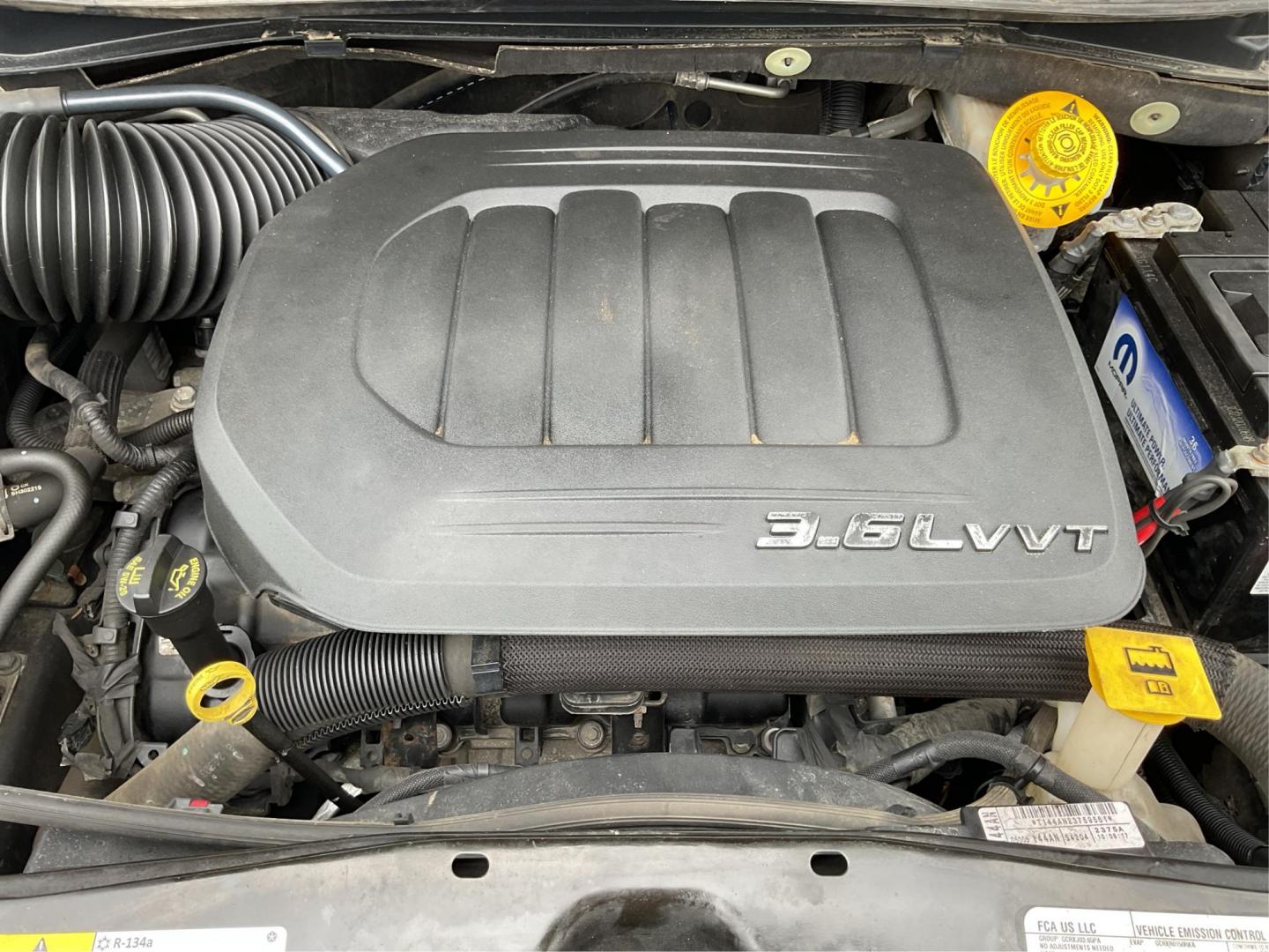 2016 Chrysler Town and Country Touring (2C4RC1BG4GR) with an 3.6L V6 DOHC 24V engine, 6-Speed Automatic transmission, located at 8750 N County Rd 25A, Piqua, OH, 45356, (937) 908-9800, 40.164391, -84.232513 - Photo#10