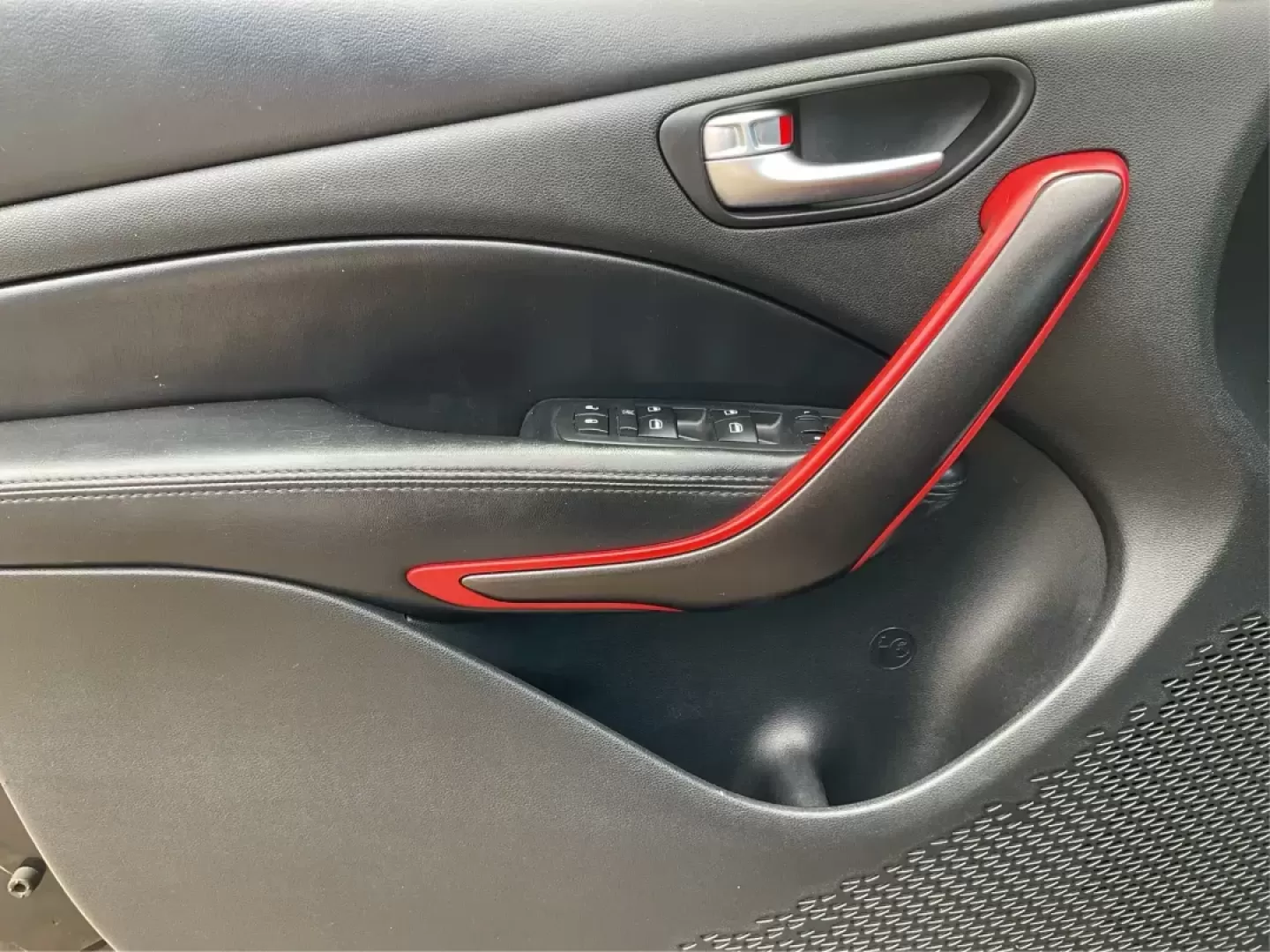 2016 Dodge Dart GT (1C3CDFEB4GD) with an Tigershark MultiAir 2.4L I-4 variable valve contro engine, located at 1184 Kauffman Ave, Fairborn, OH, 45324, (937) 908-9800, 39.807072, -84.030914 - Photo#18