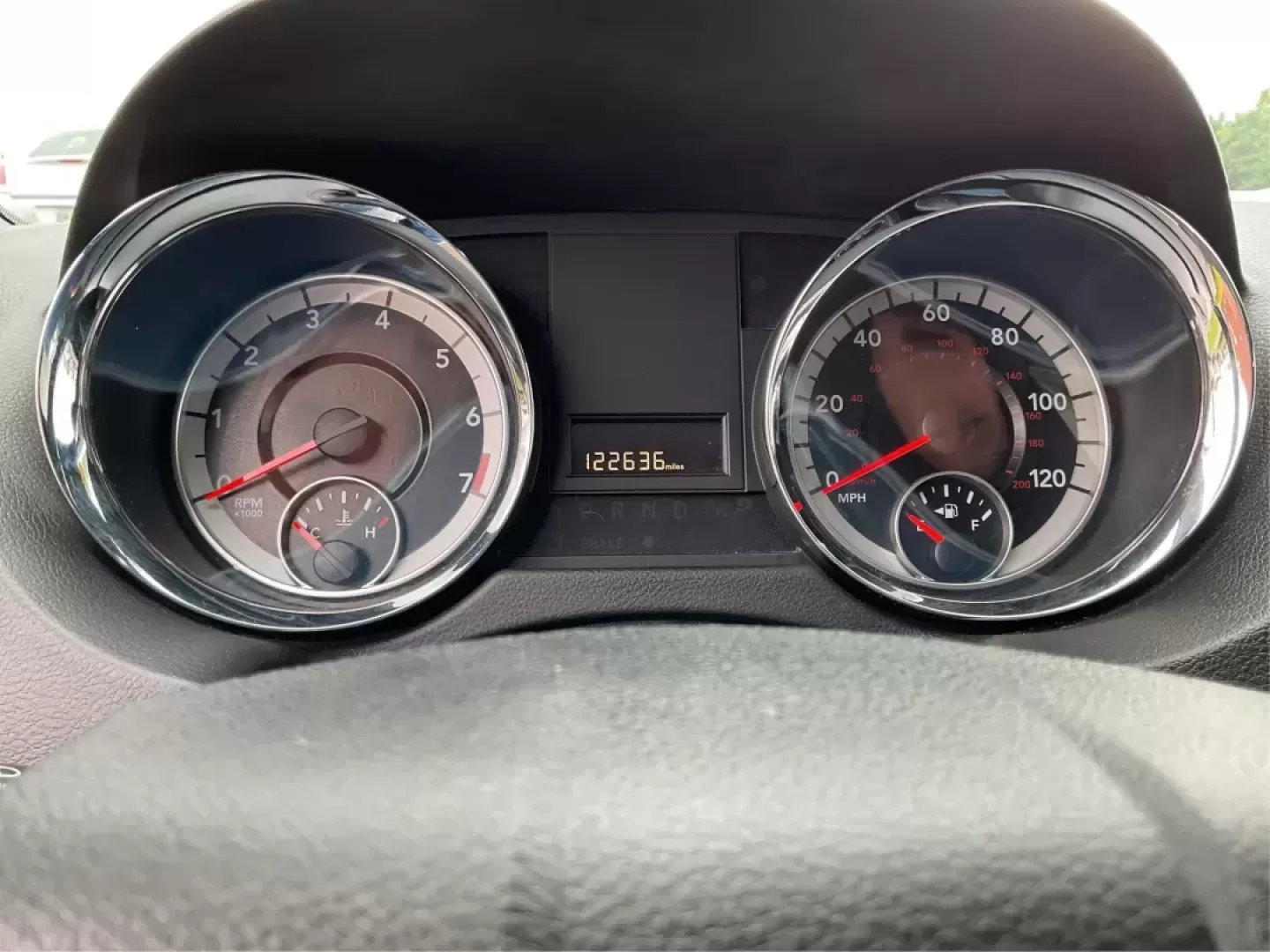 2016 Dodge Grand Caravan SXT (2C4RDGCG6GR) with an Pentastar 3.6L V-6 DOHC engine, located at 880 E. National Road, Vandalia, OH, 45377, (937) 908-9800, 39.891918, -84.183594 - Photo#14