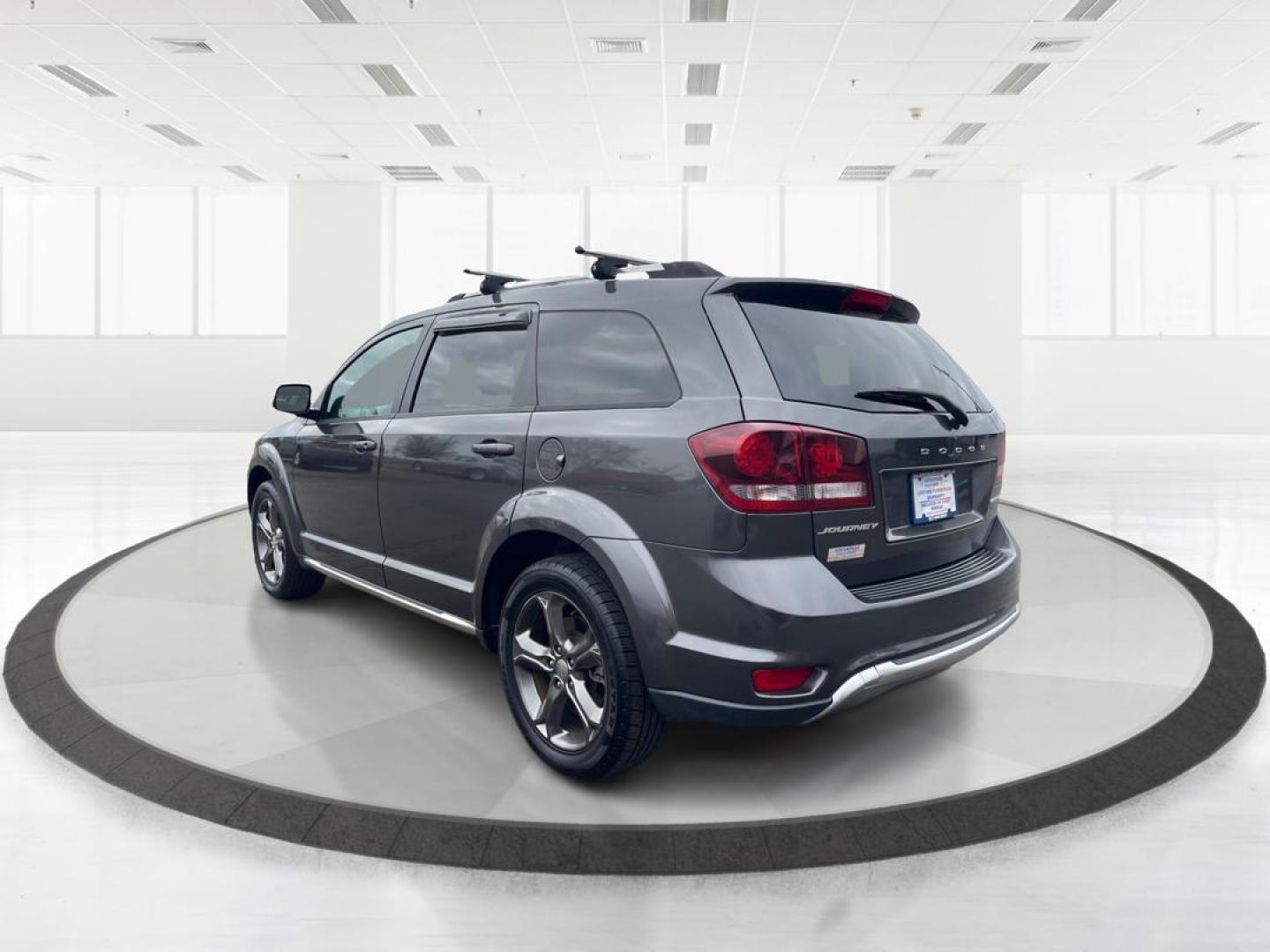 2016 Granite Crystal Metallic Clear Coat Dodge Journey Crossroad FWD (3C4PDCGBXGT) with an 2.4L L4 DOHC 16V engine, 4-Speed Automatic transmission, located at 1951 S Dayton Lakeview Rd., New Carlisle, OH, 45344, (937) 908-9800, 39.890999, -84.050255 - Photo#4