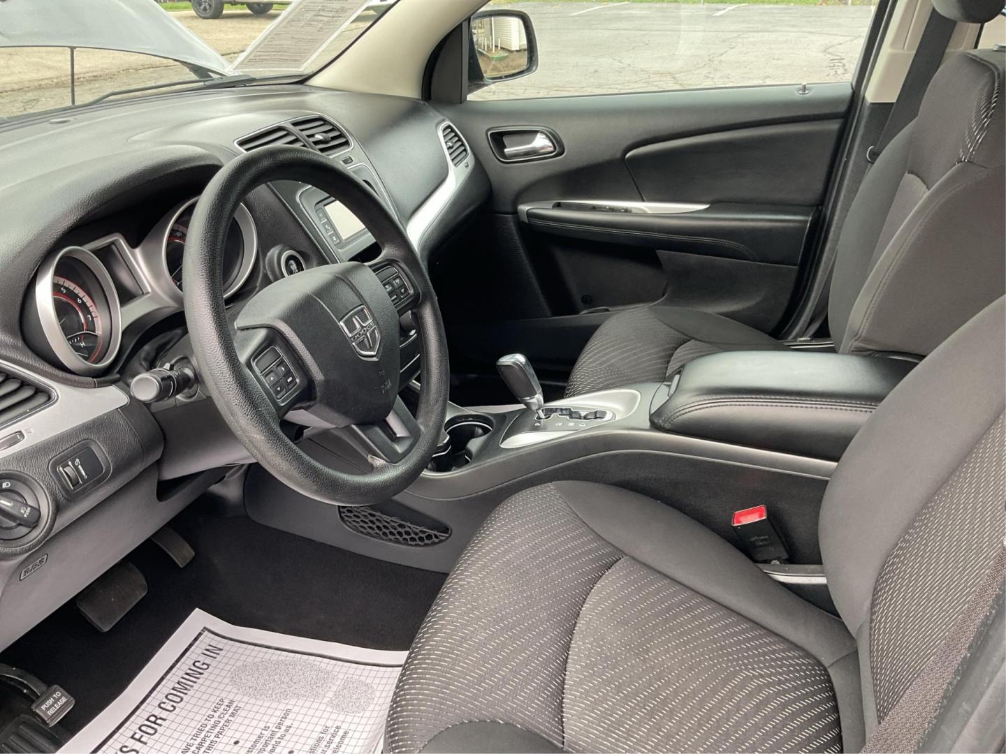 2016 Dodge Journey SXT (3C4PDDBG7GT) with an Pentastar 3.6L V-6 DOHC engine, located at 8750 N County Rd 25A, Piqua, OH, 45356, (937) 908-9800, 40.164391, -84.232513 - Photo#7