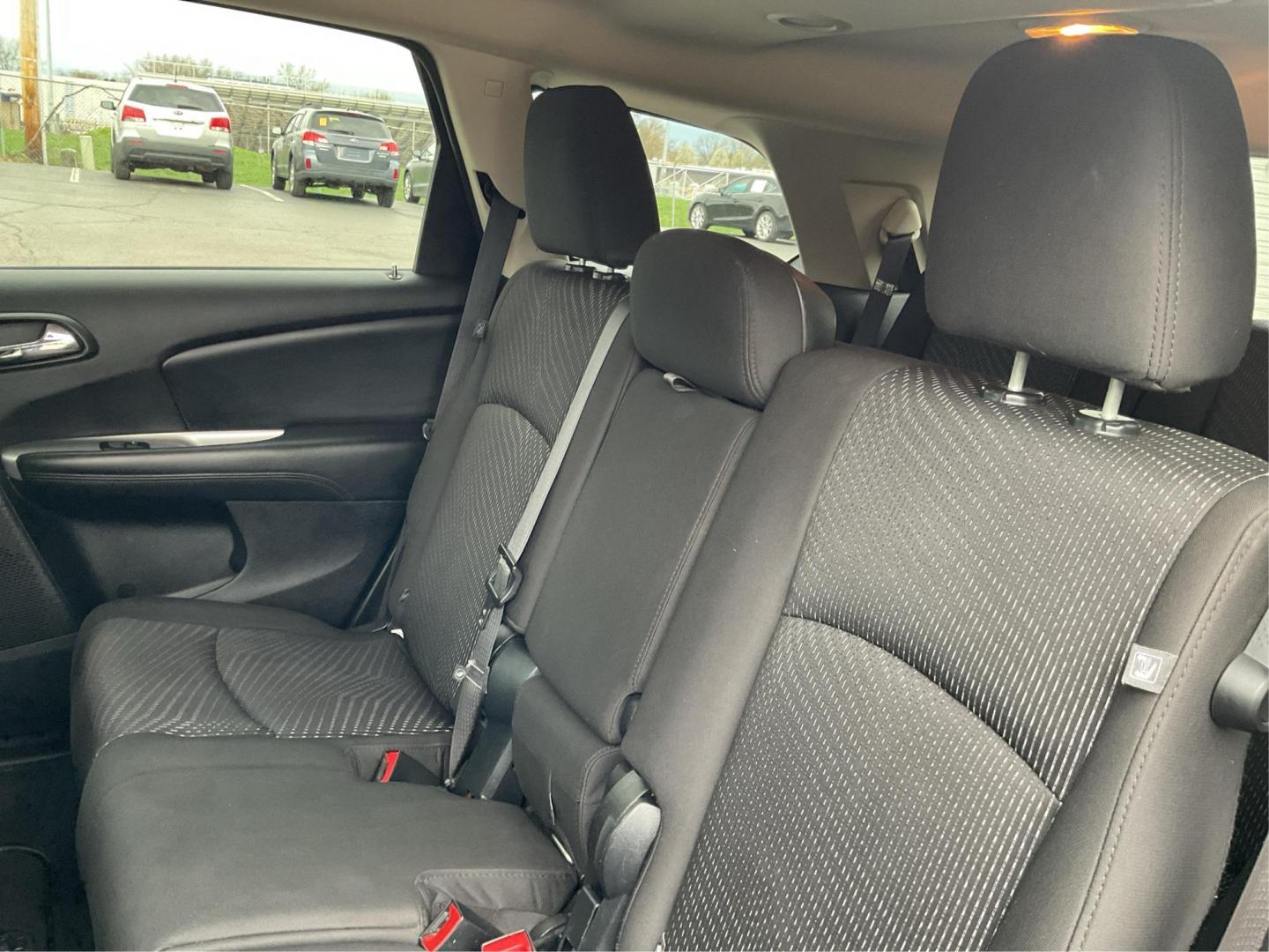 2016 Dodge Journey SXT (3C4PDDBG7GT) with an Pentastar 3.6L V-6 DOHC engine, located at 8750 N County Rd 25A, Piqua, OH, 45356, (937) 908-9800, 40.164391, -84.232513 - Photo#8