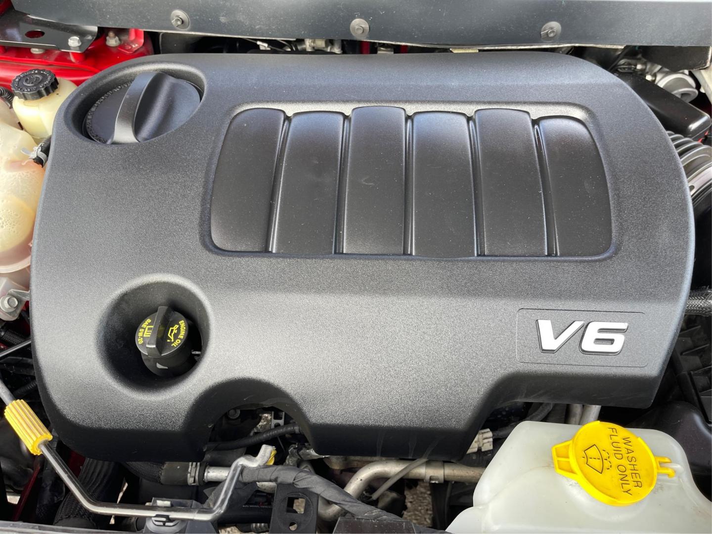 2016 Dodge Journey SXT (3C4PDCBG3GT) with an Other engine, located at 1230 East Main St, Xenia, OH, 45385, (937) 908-9800, 39.688026, -83.910172 - Photo#10