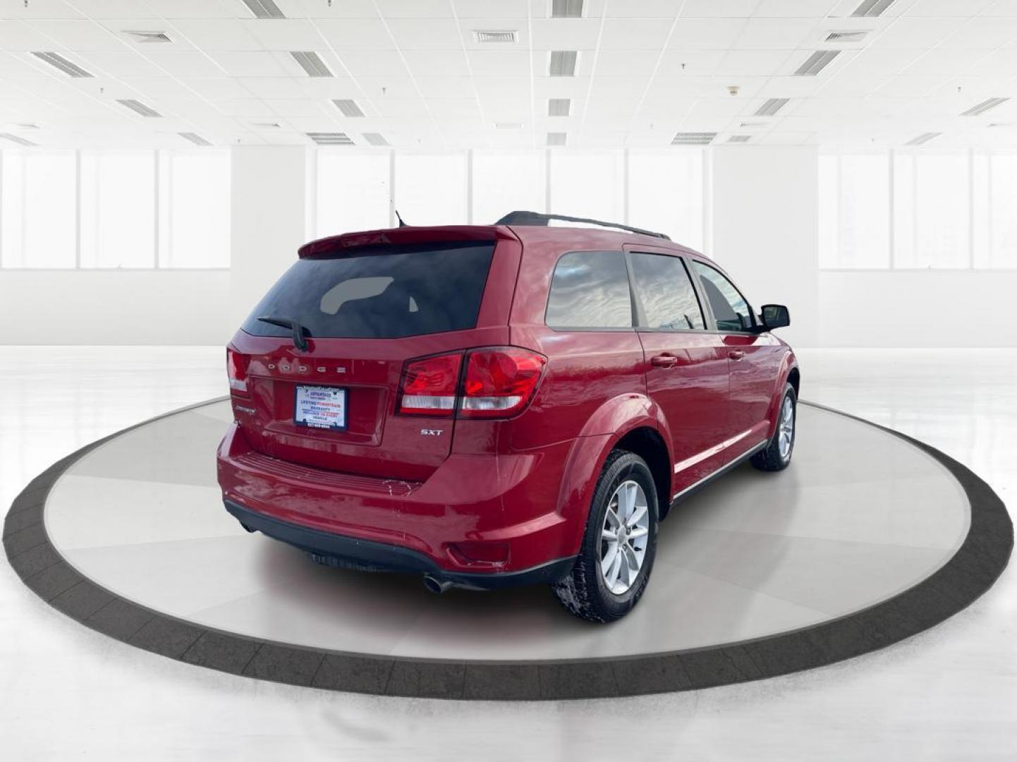 2016 Dodge Journey SXT (3C4PDCBG3GT) with an Other engine, located at 1230 East Main St, Xenia, OH, 45385, (937) 908-9800, 39.688026, -83.910172 - Photo#2