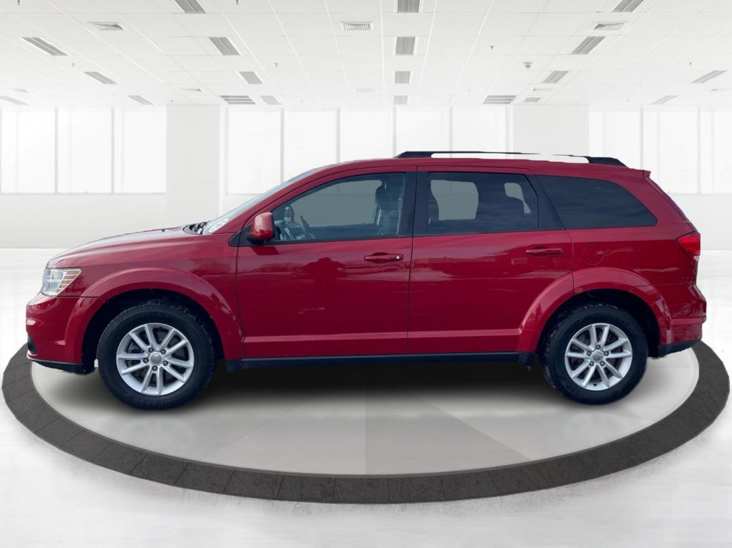 2016 Dodge Journey SXT (3C4PDCBG3GT) with an Other engine, located at 1230 East Main St, Xenia, OH, 45385, (937) 908-9800, 39.688026, -83.910172 - Photo#5