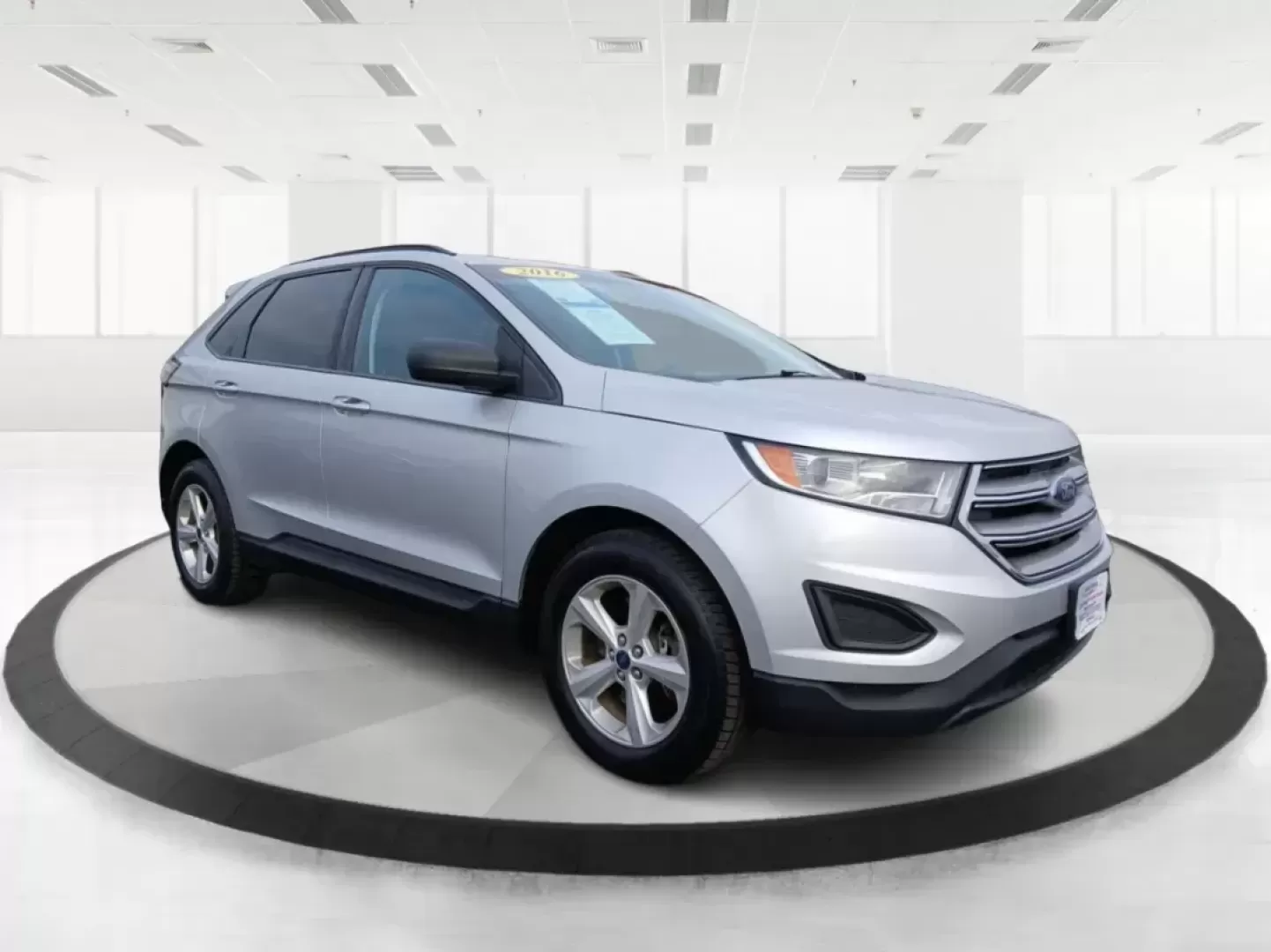 2016 Ford Edge SE AWD (2FMPK4G95GB) with an 2.0L L4 DOHC 16V engine, 6-Speed Automatic transmission, located at 880 E. National Road, Vandalia, OH, 45377, (937) 908-9800, 39.891918, -84.183594 - Photo#0