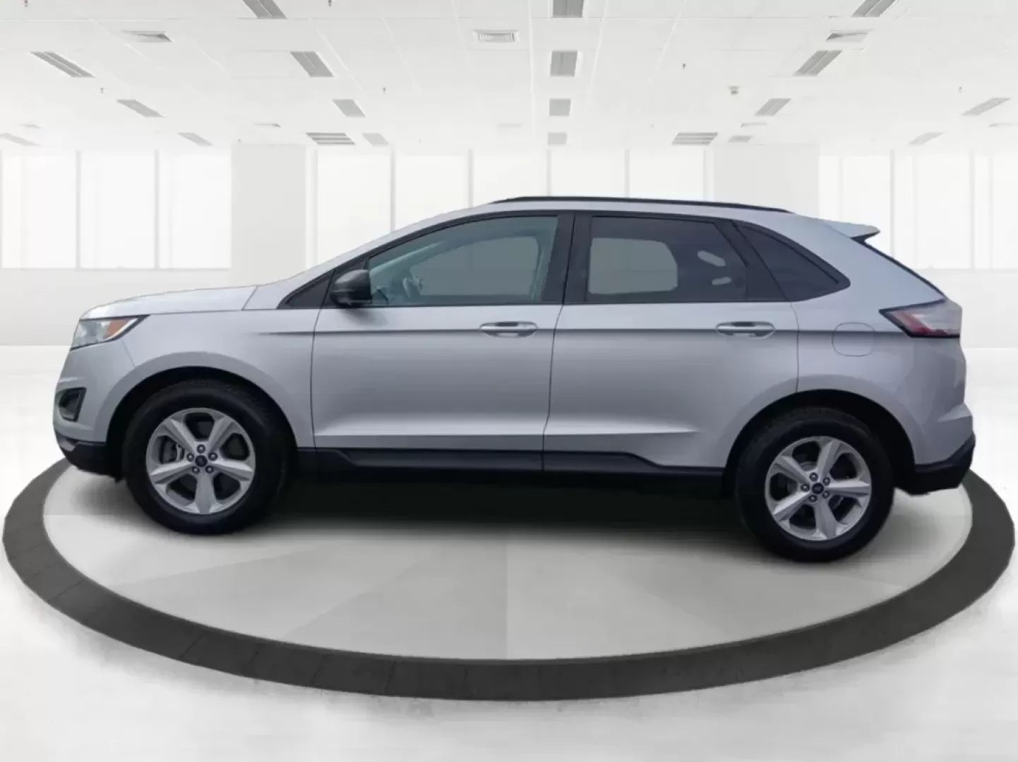 2016 Ford Edge SE AWD (2FMPK4G95GB) with an 2.0L L4 DOHC 16V engine, 6-Speed Automatic transmission, located at 880 E. National Road, Vandalia, OH, 45377, (937) 908-9800, 39.891918, -84.183594 - Photo#6