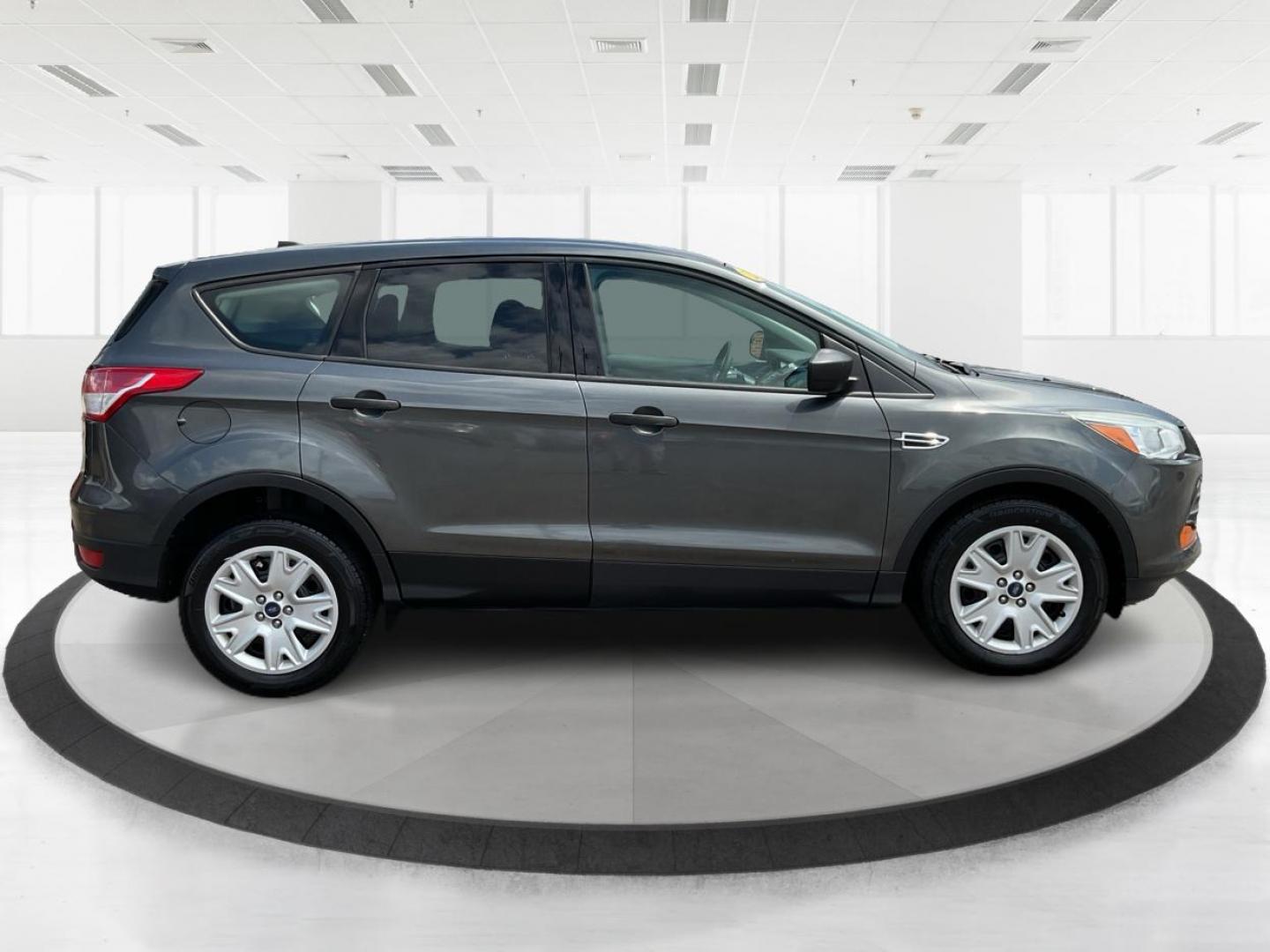 2016 Ford Escape S (1FMCU0F78GU) with an Duratec 2.5L I-4 DOHC engine, located at 880 E. National Road, Vandalia, OH, 45377, (937) 908-9800, 39.891918, -84.183594 - Photo#1